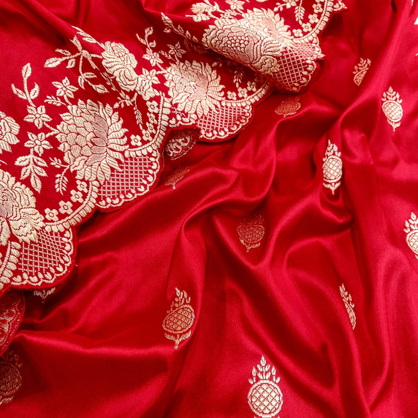 Bridal inspired red Katan kadwa handwoven saree - Saffronfashionindia