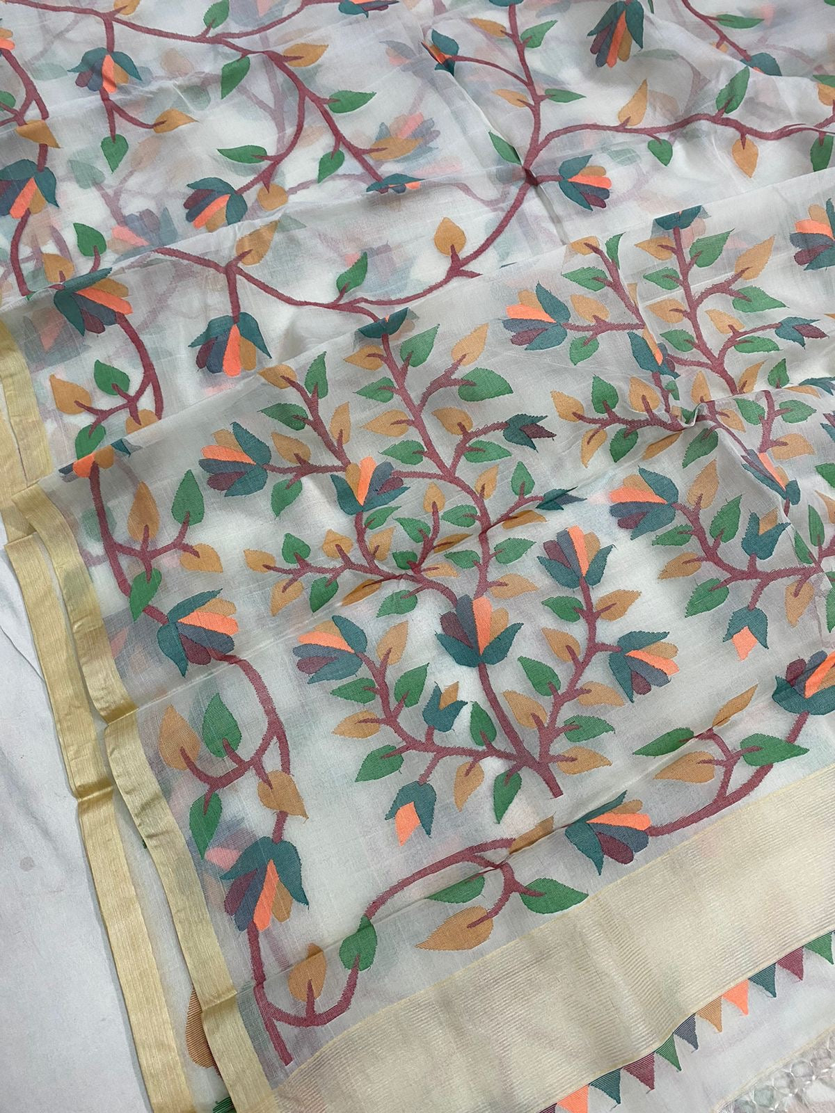 Rashik Bengal Tantuj jamdani sarees - Saffronfashionindia