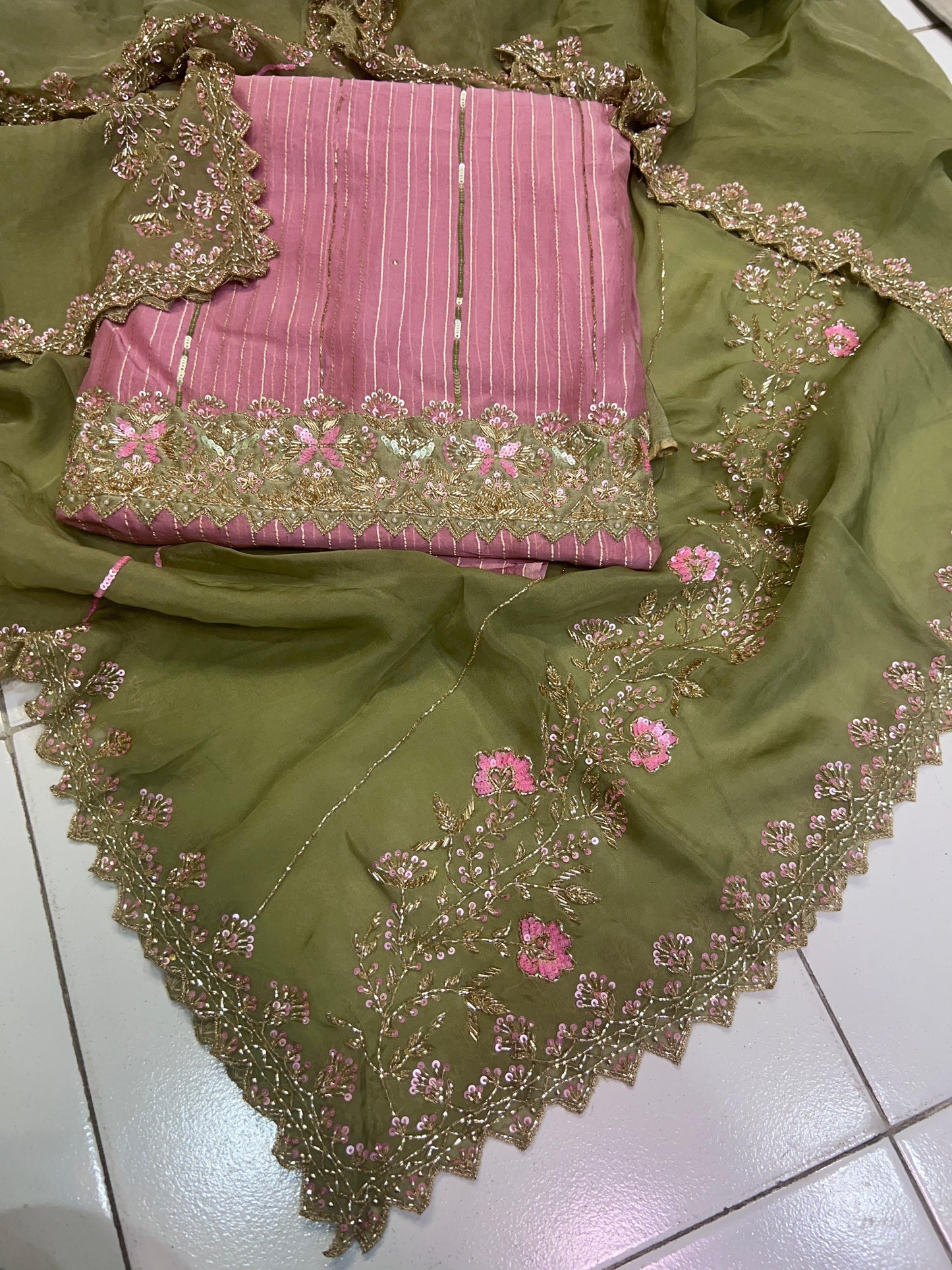Mahima Punjabi Salwar Suit Indian Salwar kameez - Saffronfashionindia