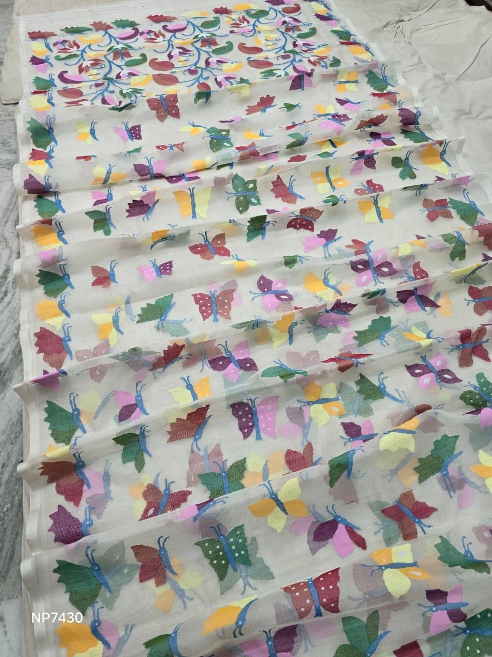 Rocila Tantuj saree jamdani sari blouse handwoven sarees Saffronfashionindia