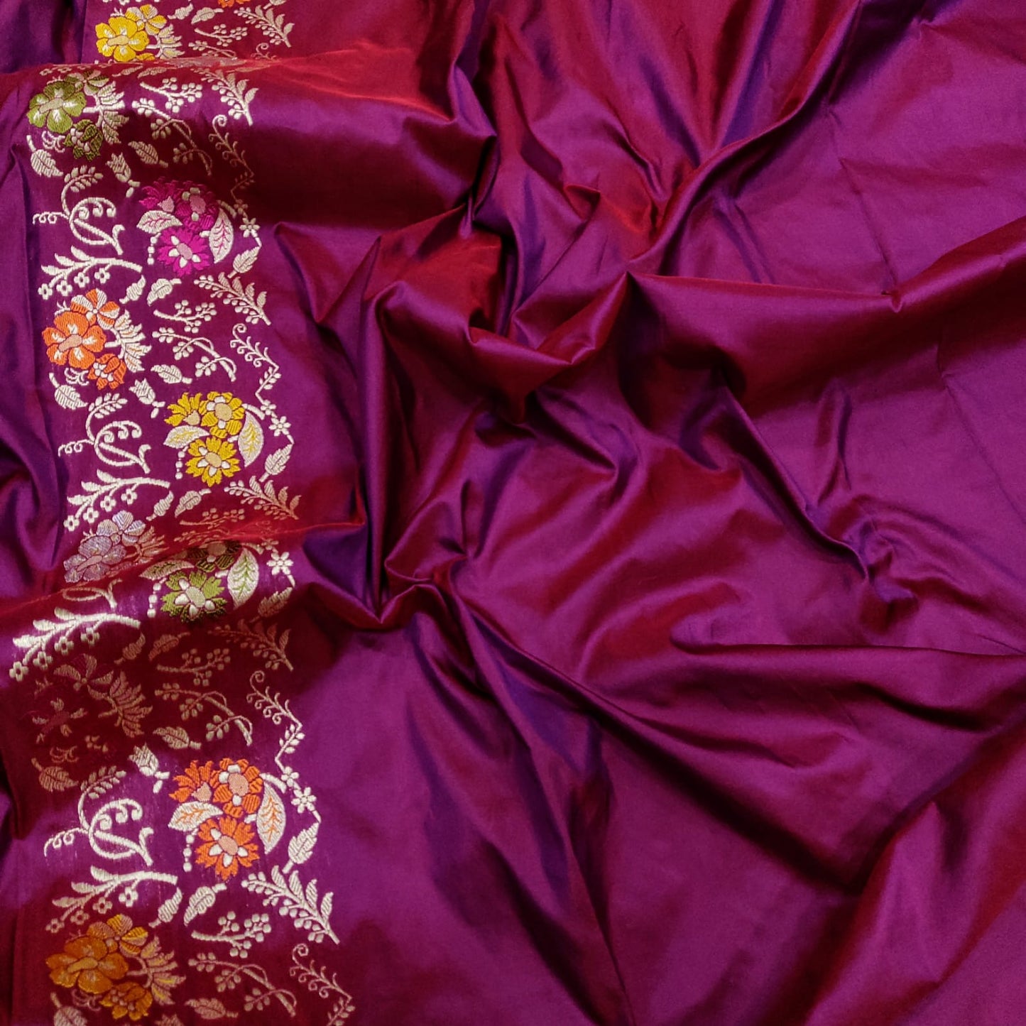 Walia handwoven kadwa saree - Saffronfashionindia