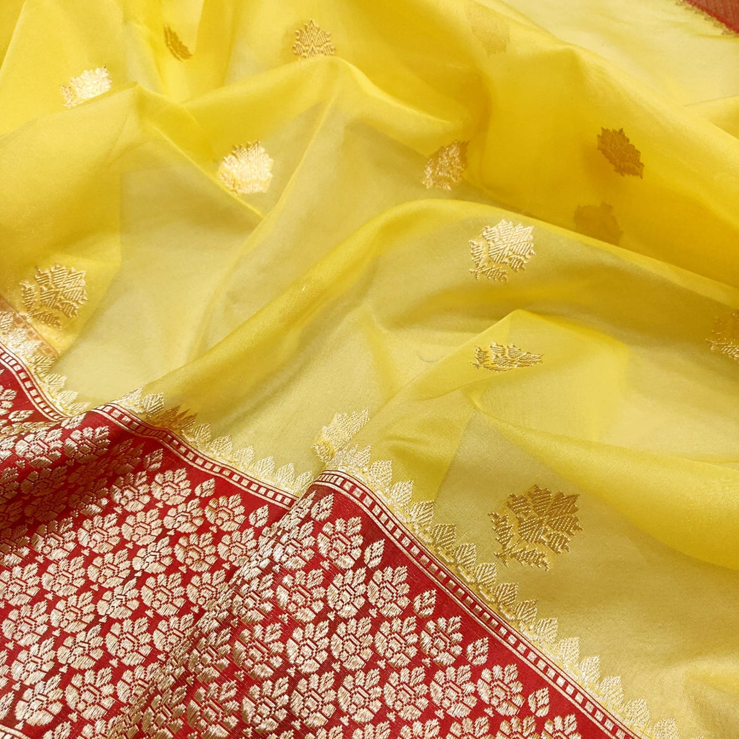 Yellow kora handwoven kadwa saree - Saffronfashionindia