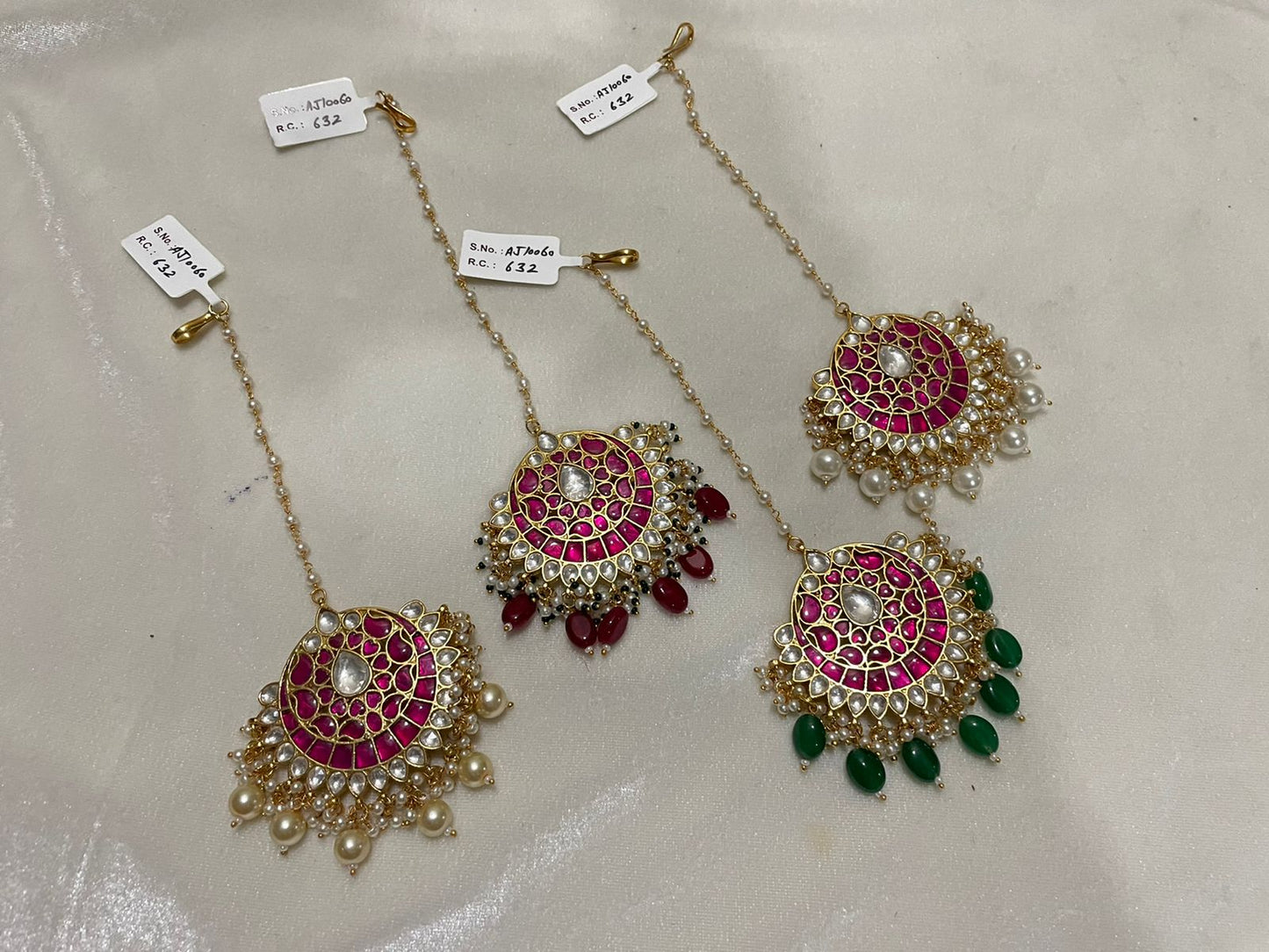 Kinak Kundan tikka - Saffronfashionindia