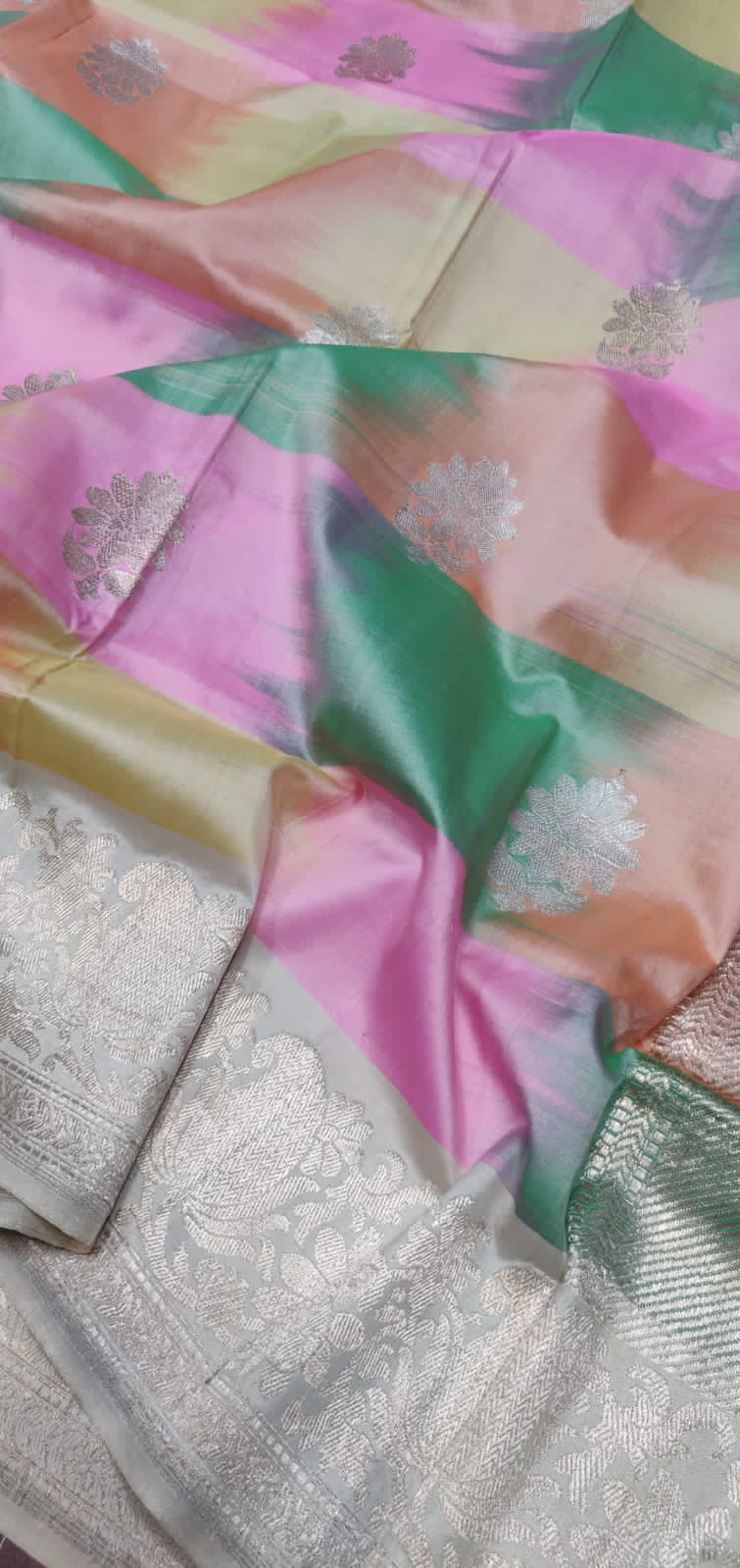 Nazaria handloom dupatta/banarsi dupatta - Saffronfashionindia