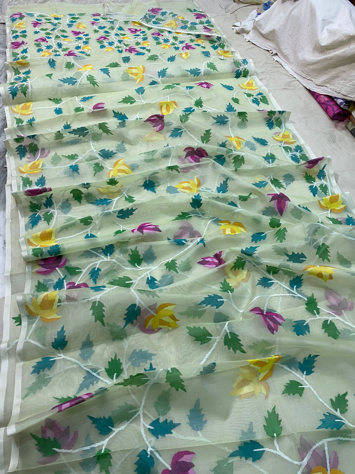 Minisha tantuj jamdani saree - Saffronfashionindia