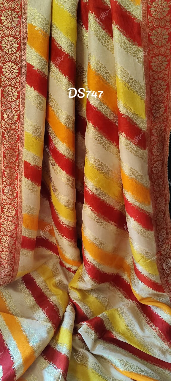 Festival Lehariya munga saree - Saffronfashionindia