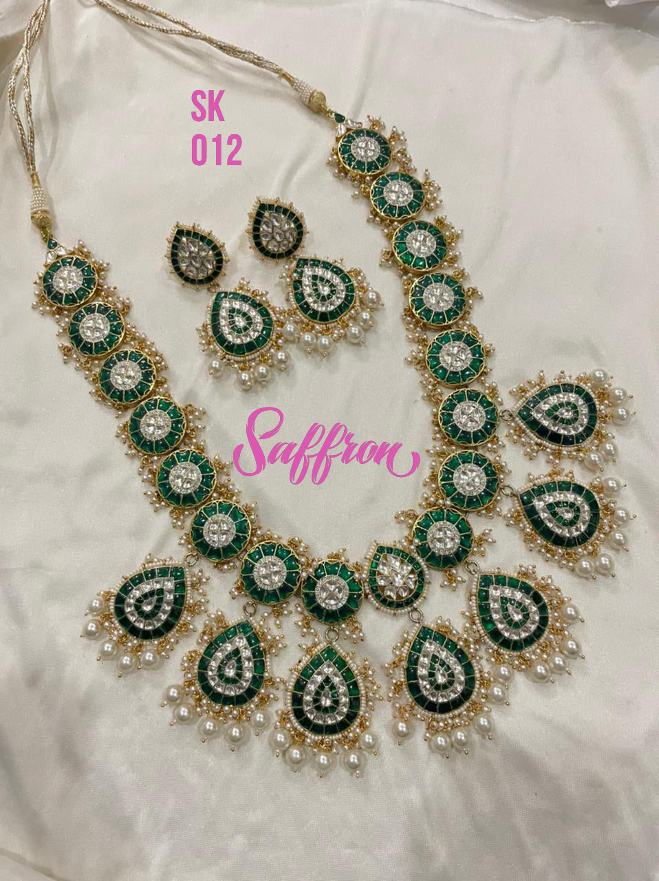 Kivara Kundan stone necklace set - Saffronfashionindia