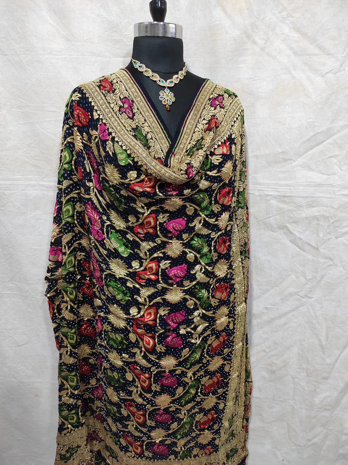 Lahani Bandhani dupatta - Saffronfashionindia