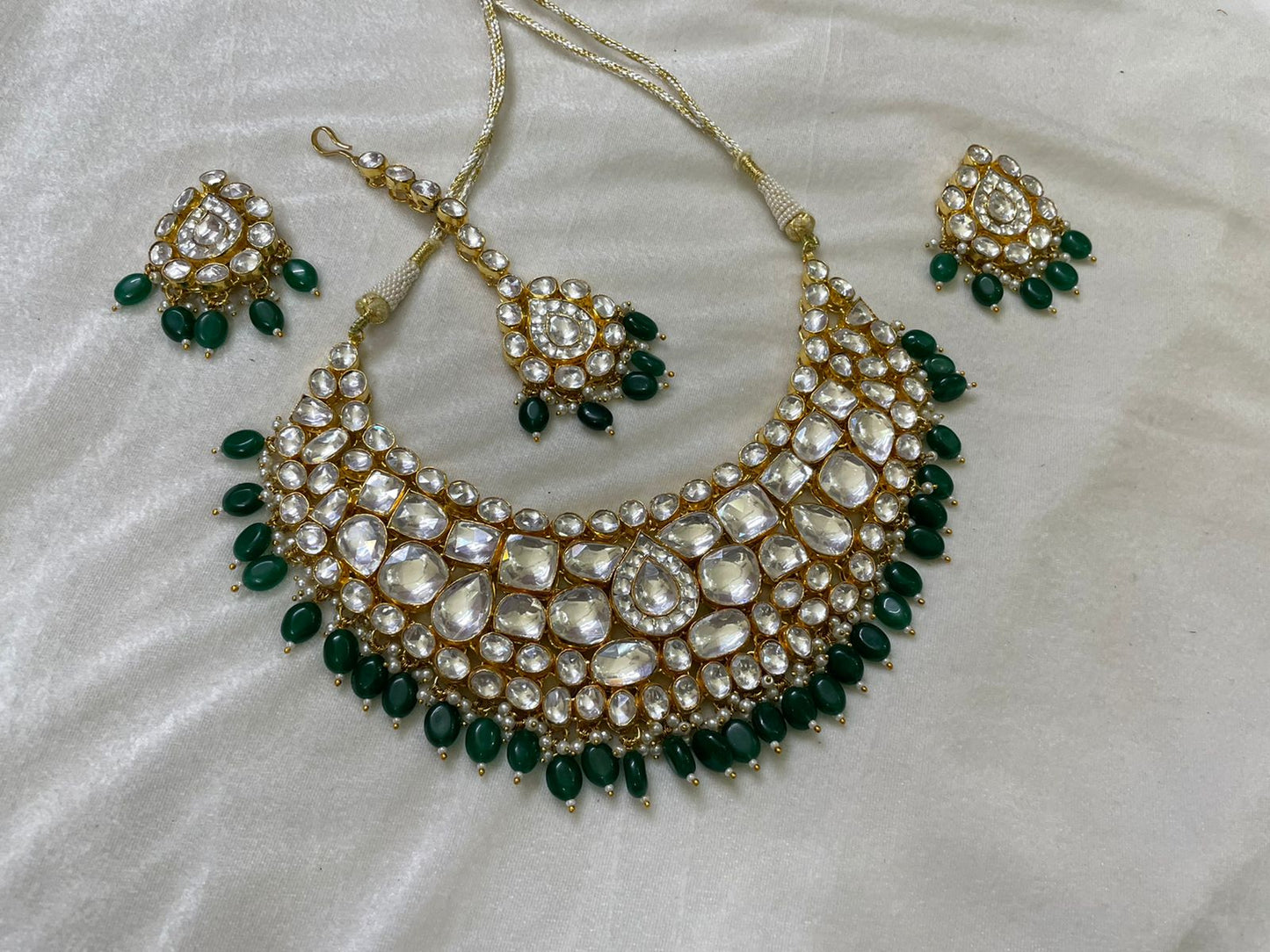 Ahelia Kundan set/necklace set - Saffronfashionindia