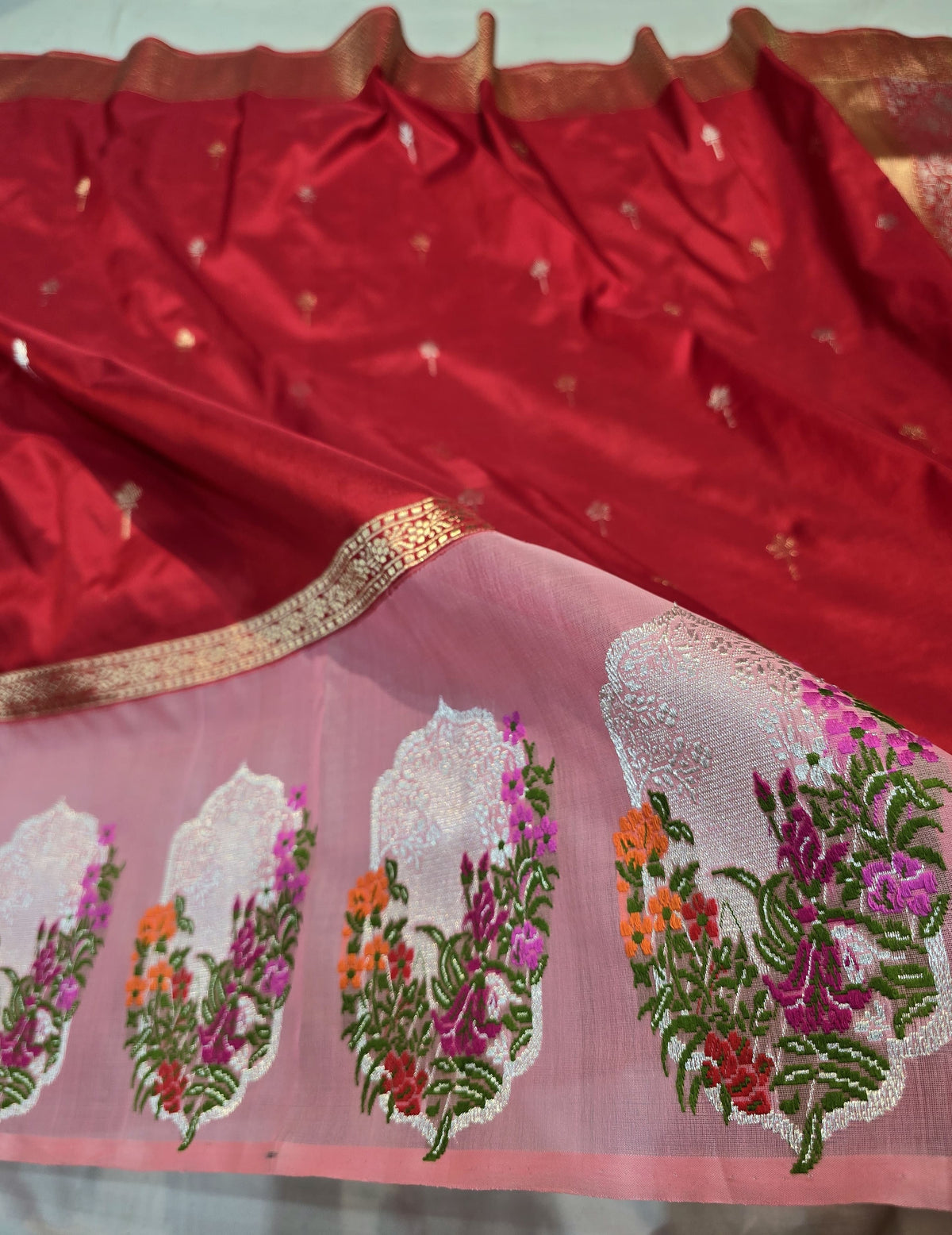Red iktara jamdani saree Banarsi sarees Indian sari blouse Saffronfashionindia