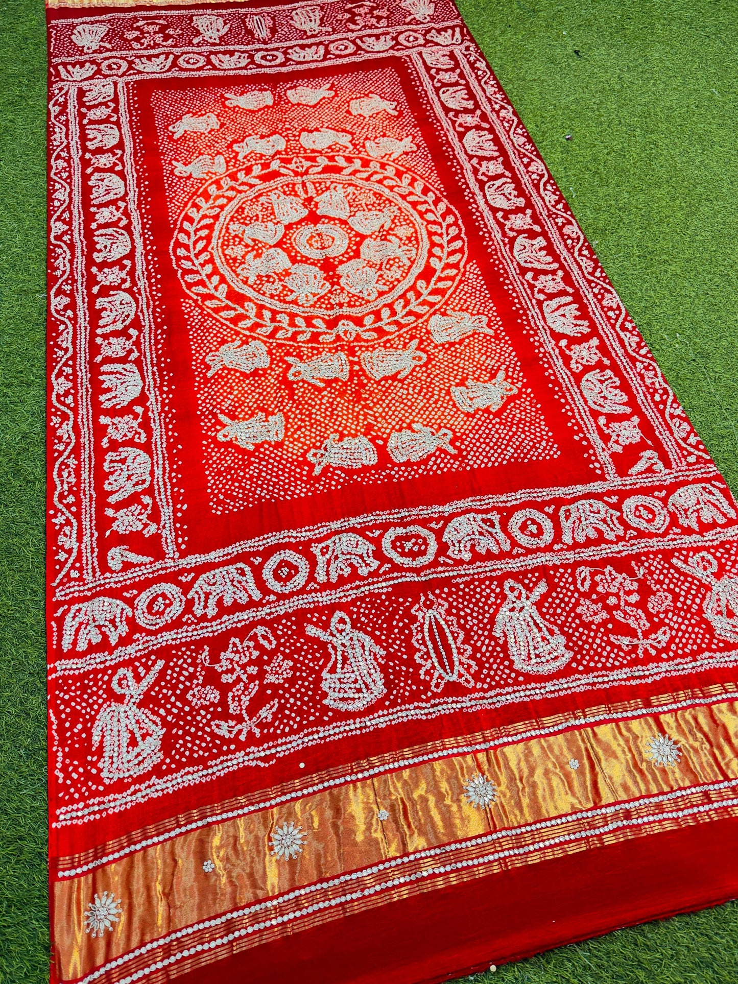 Mavisha gajji silk dupatta bandhani dupatta handwork dupatta Saffronfashionindia