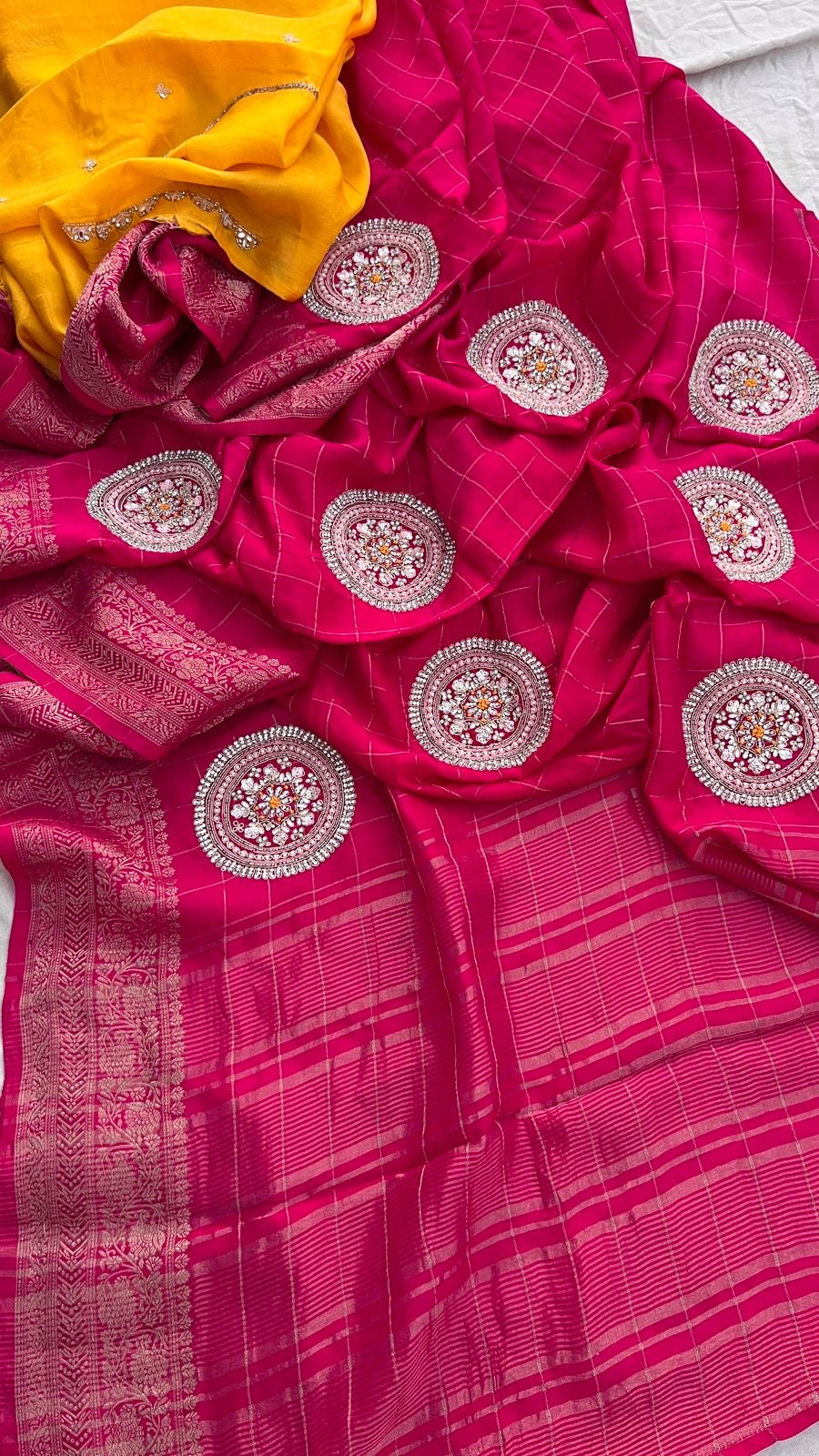 Munga Banarsi saree women Indian sari - Saffronfashionindia