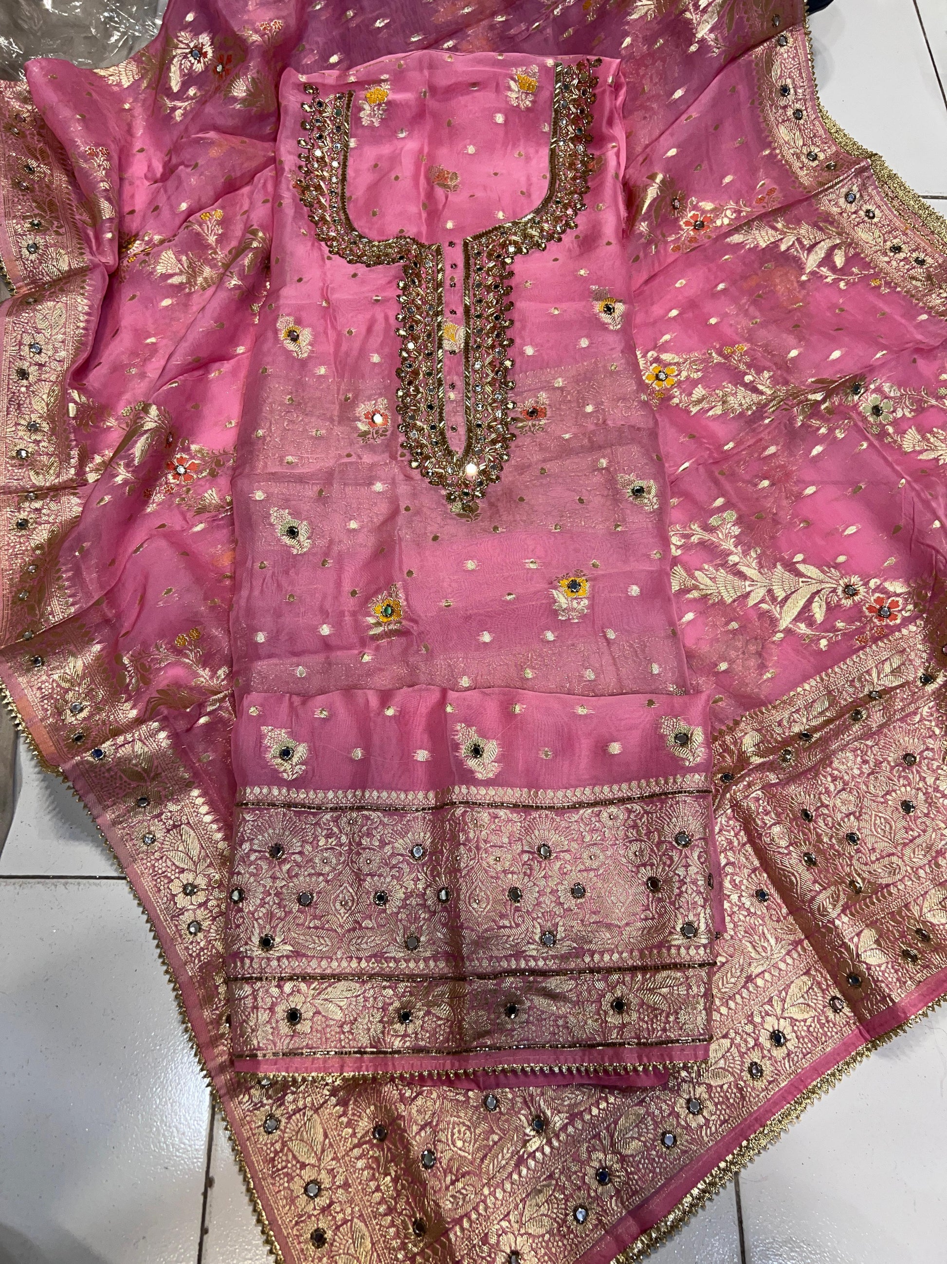 Embroidered Salwar kameez Indian suit SaffronFashion