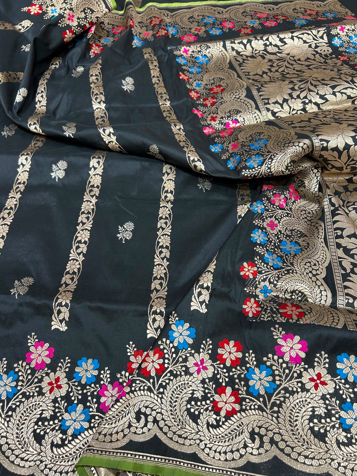 Shaheen kadwa weaved silk saree katan silk saree women sari blouse Saffronfashionindia