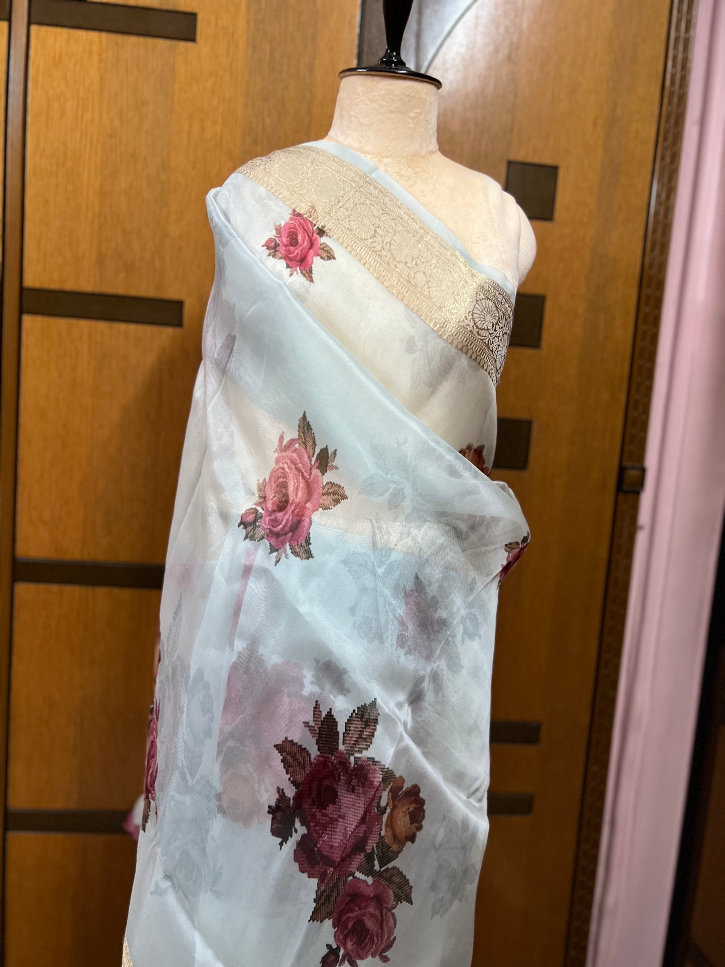 Naisha organza floral saree sexy sari - Saffronfashionindia