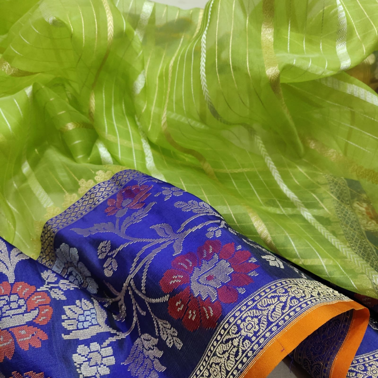 Green Kora Handwoven Saree zari sari - Saffronfashionindia