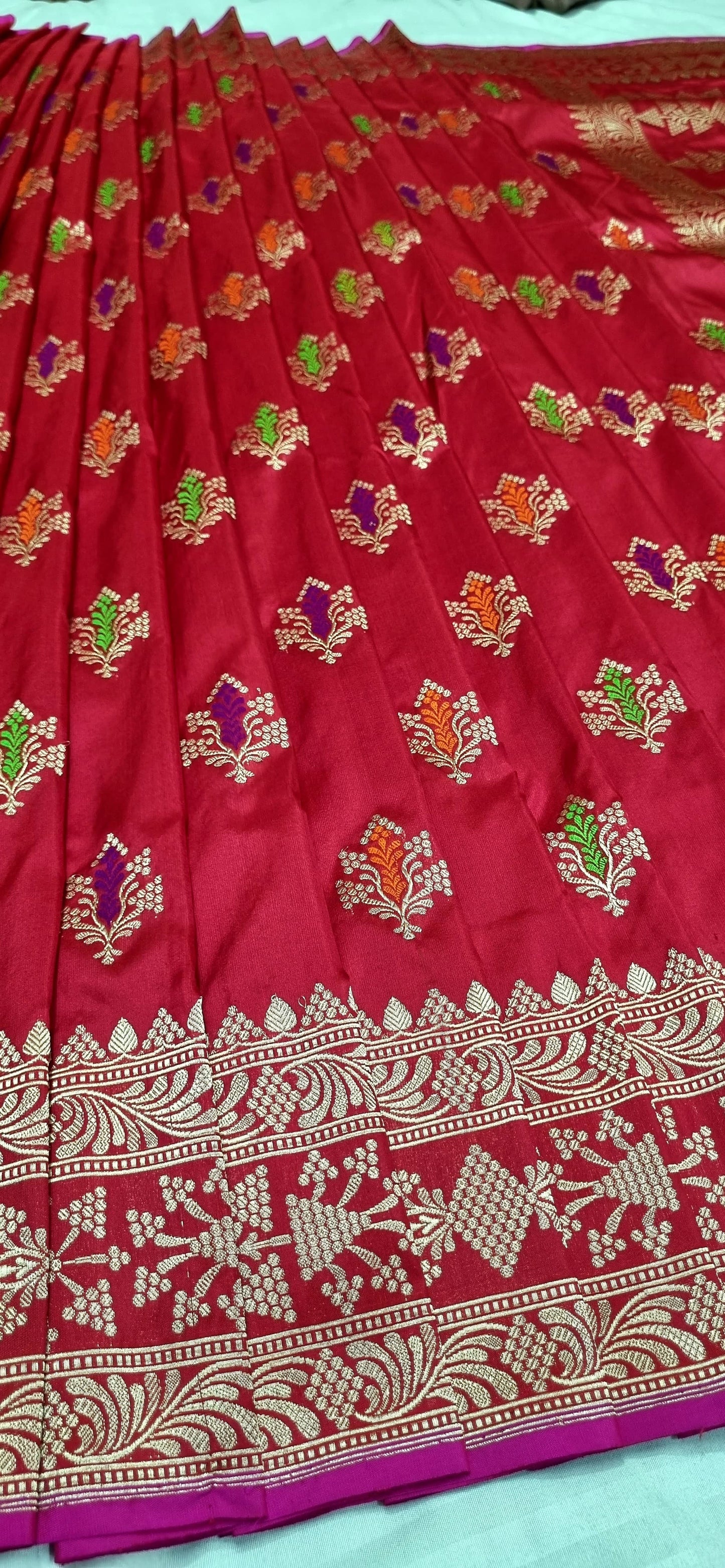 Red bridal Banarsi handwoven kadwa Katan sarees - Saffronfashionindia