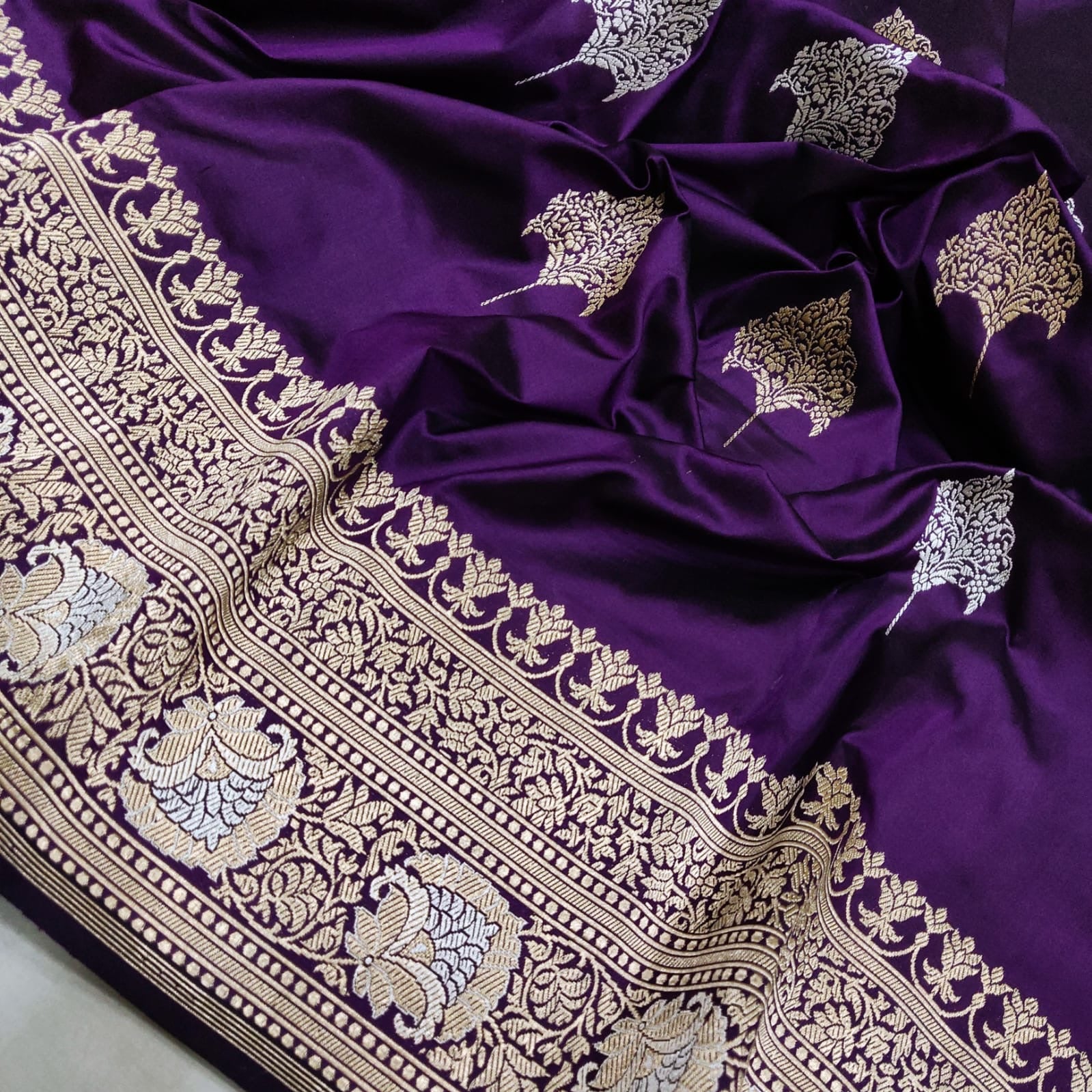 Katana handwoven silk saree - Saffronfashionindia