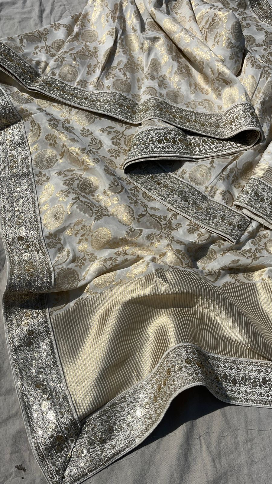 White Khaddi Gorgette saree weaving saree - Saffronfashionindia