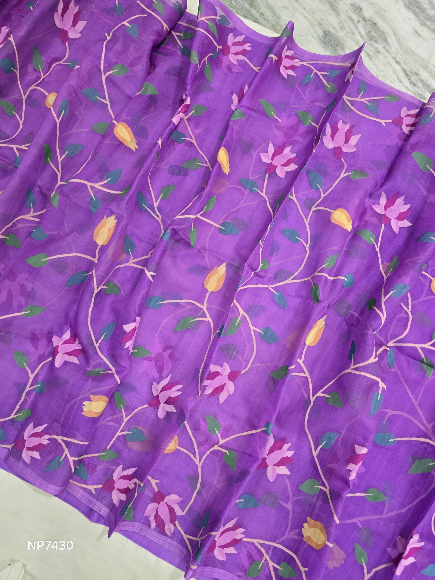Ruhani Jamdani saree handwoven sarees blouse - Saffronfashionindia