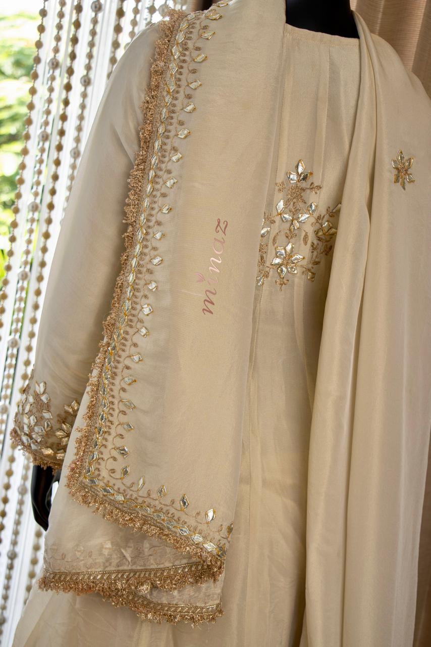 Maheem Pakistani gharana dress SaffronFashion