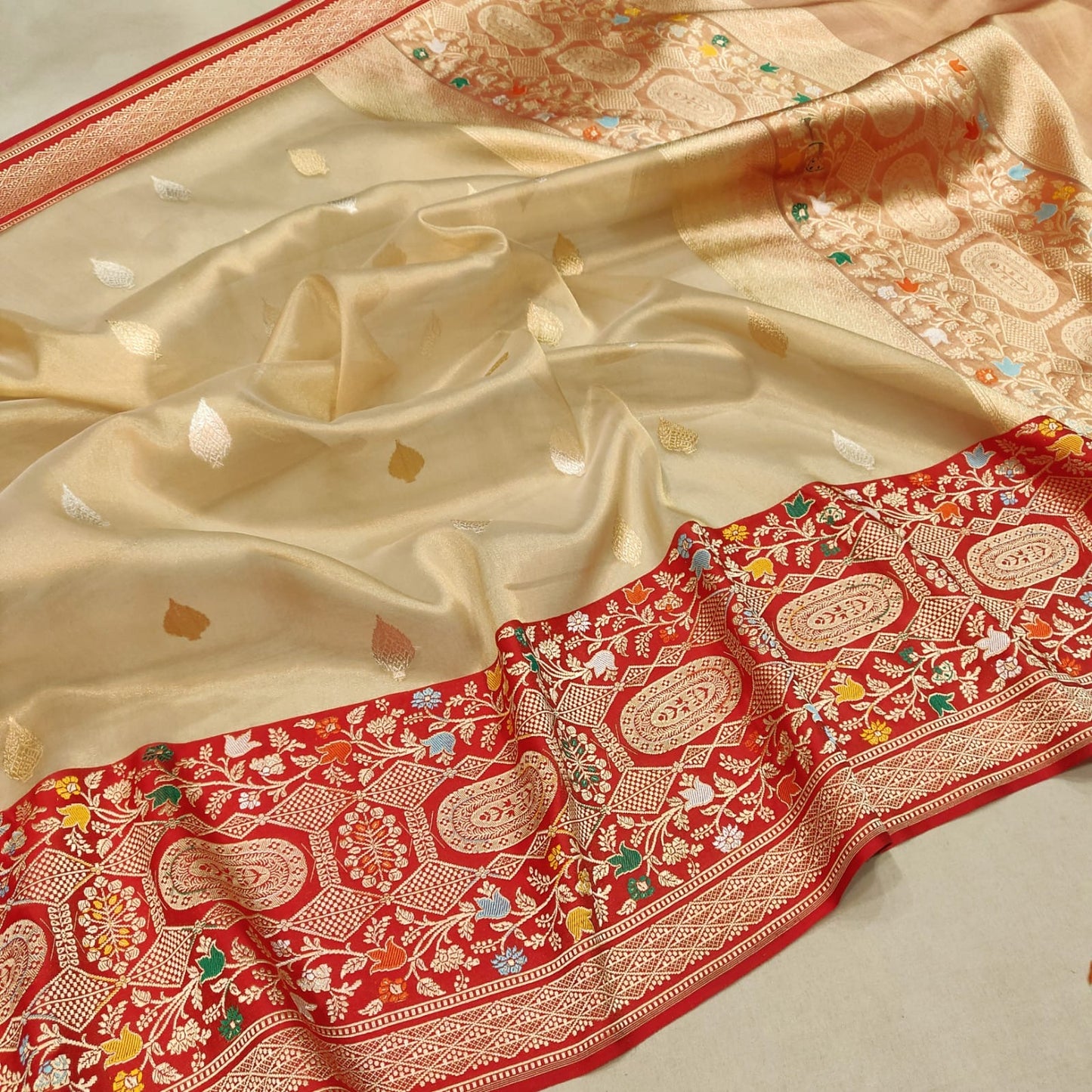 Laaju handwoven saree tissue saree blouse - Saffronfashionindia