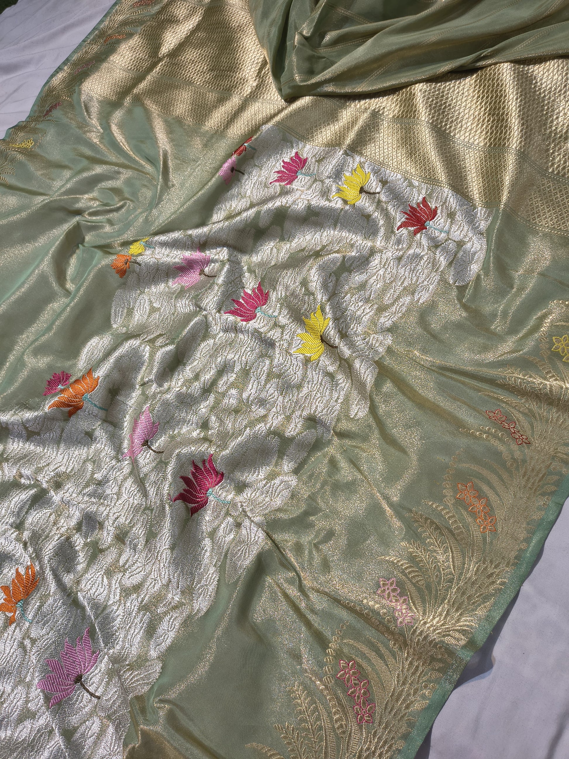 Elegant Banarsi handwoven saree tilfi sarees blouse - Saffronfashionindia