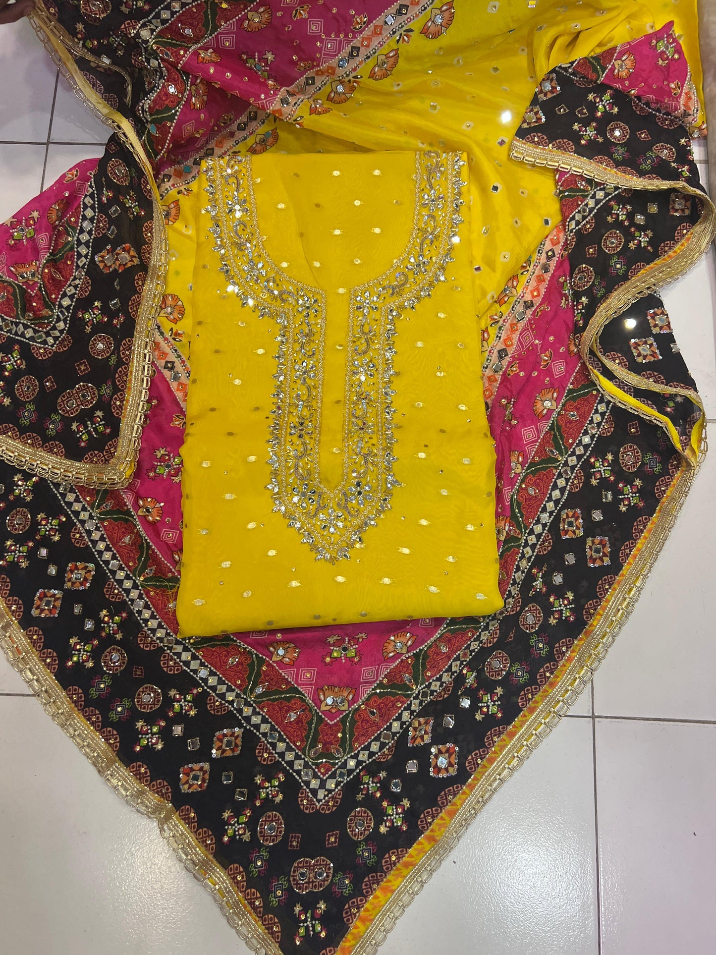 Ravina Indian punjabi Salwar suit - Saffronfashionindia