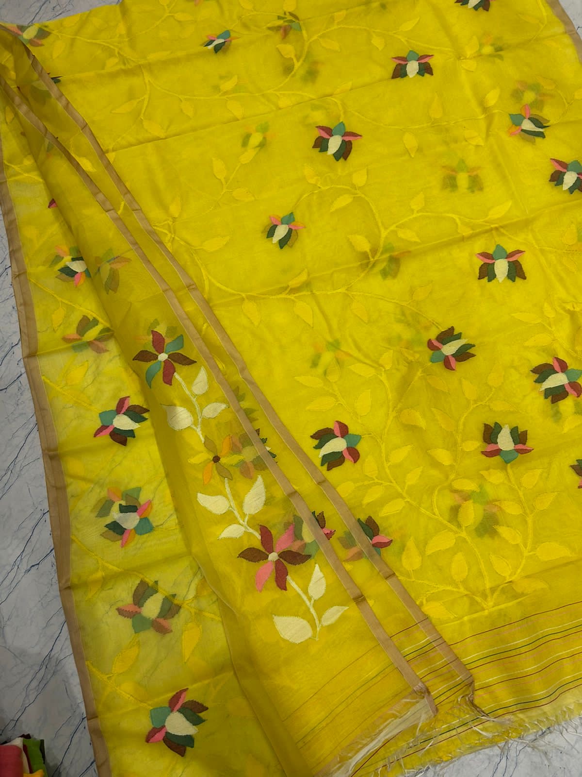 Mahima Tantuj jamdani Indian Bengal sarees - Saffronfashionindia