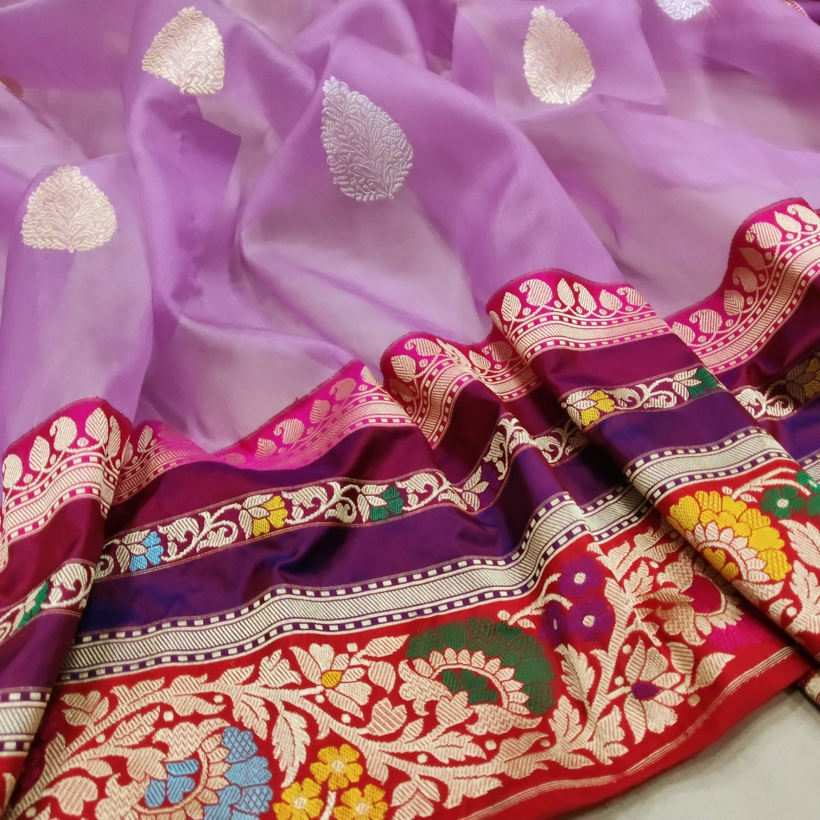Pishika kora handwoven kadwa saree women sarees - Saffronfashionindia
