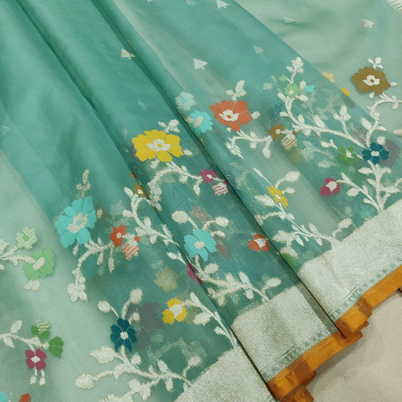Green ektara Jamdani saree Kora saree Indian sarees blouse - Saffronfashionindia