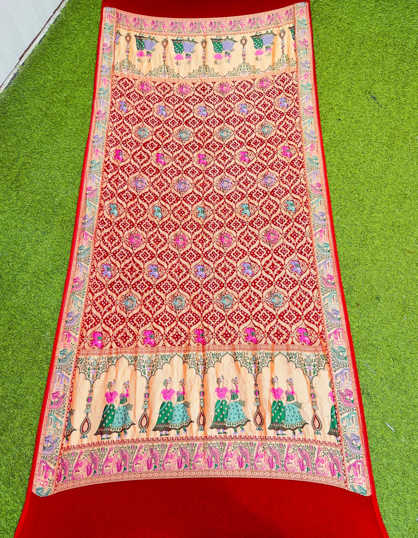 Banarsi meenakari dupatta handmade dupatta Saffronfashionindia