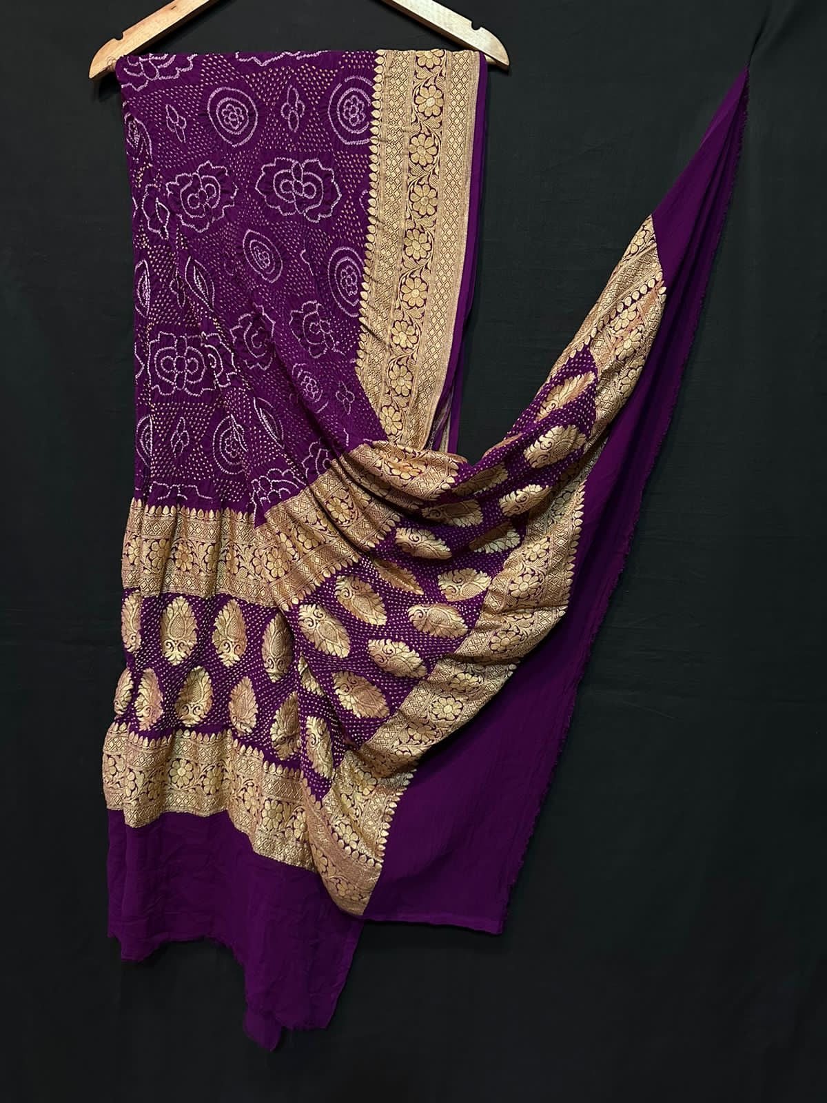 Rai bandhej bandhani dupatta/Exclusive dupatta - Saffronfashionindia