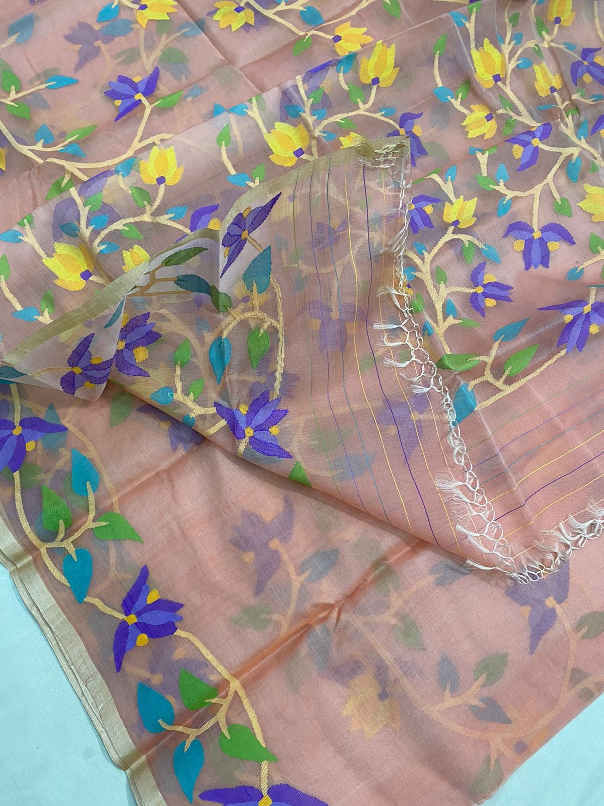 Gandhari floral Tantuj jamdani sarees traditional Indian saree - Saffronfashionindia