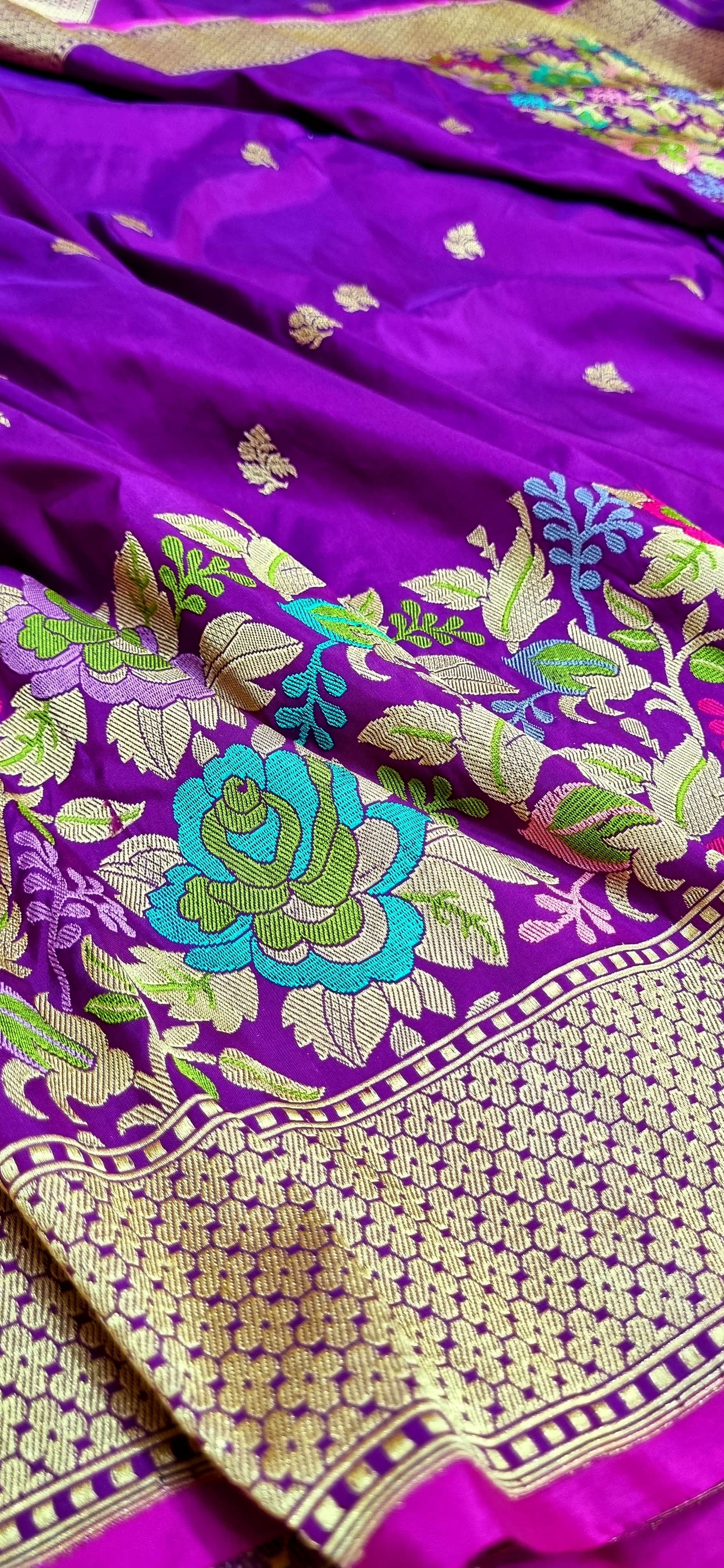 Purple handwoven kadwa exclusive women saree - Saffronfashionindia