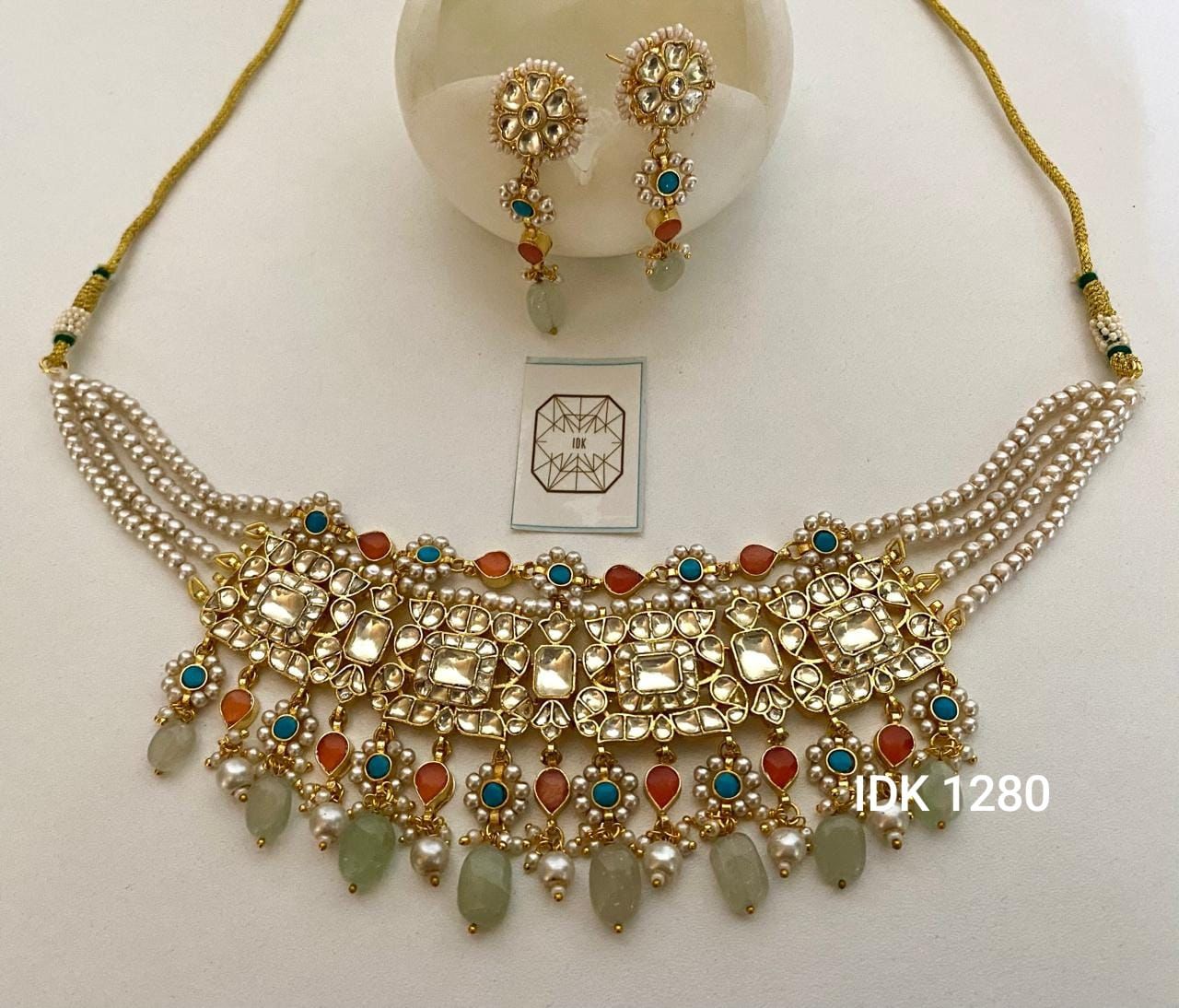 Kanisha necklace set Kundan pearl set Indian jewellery - Saffronfashionindia