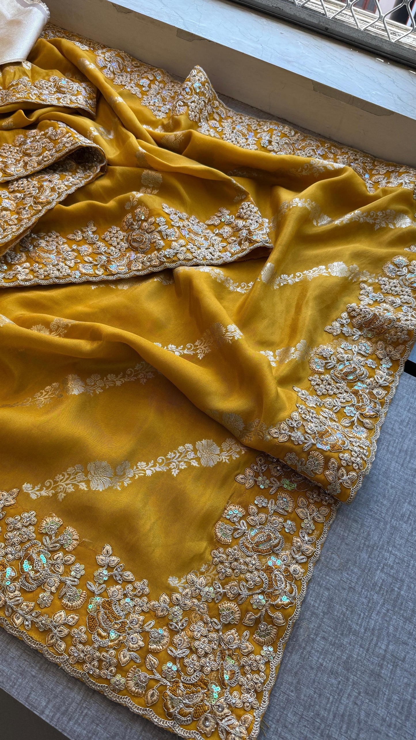 Cosmo Mungalal saree silk saree Indian wedding sarees blouse Saffronfashionindia