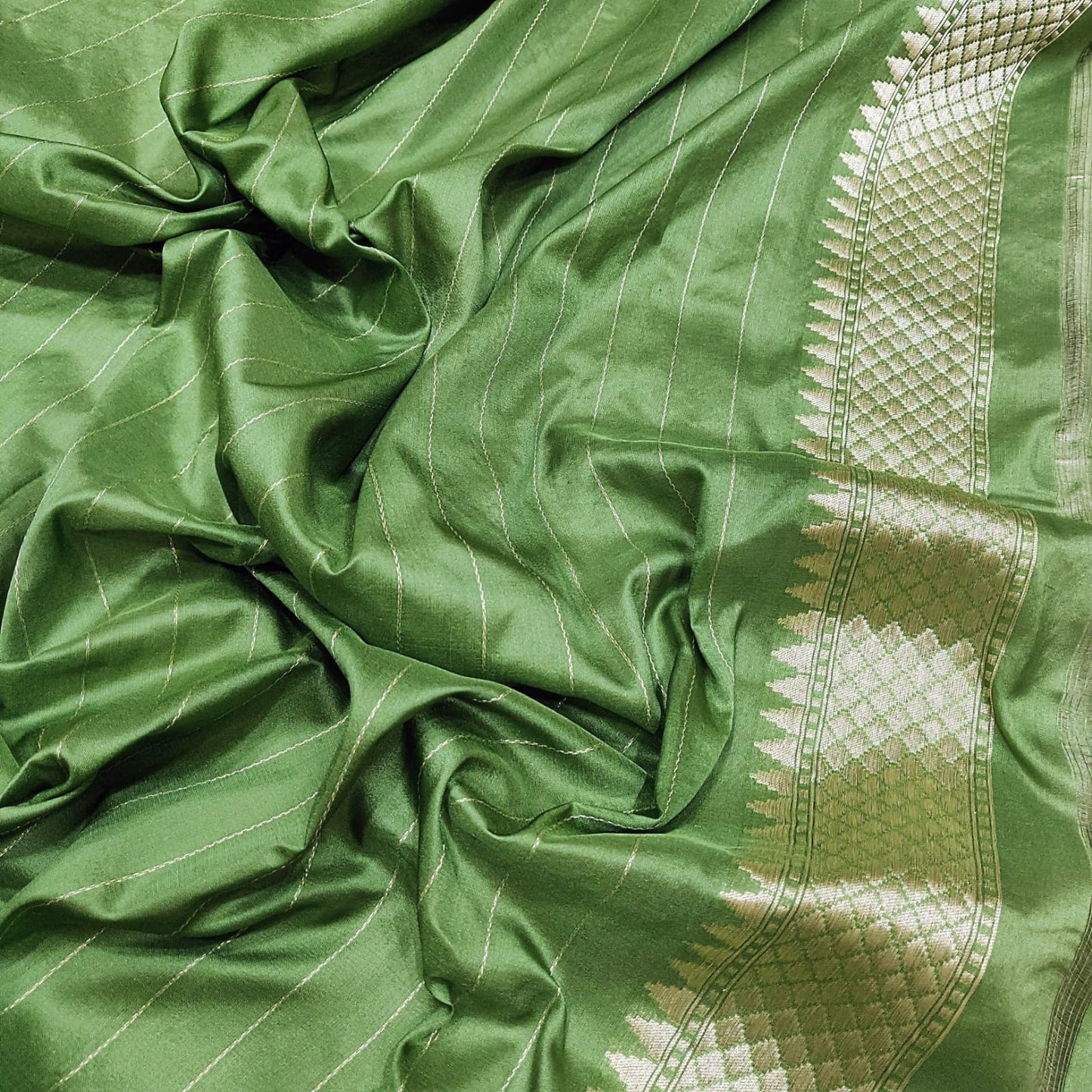 pure Tissue Handwoven silver gold Zari saree - Saffronfashionindia