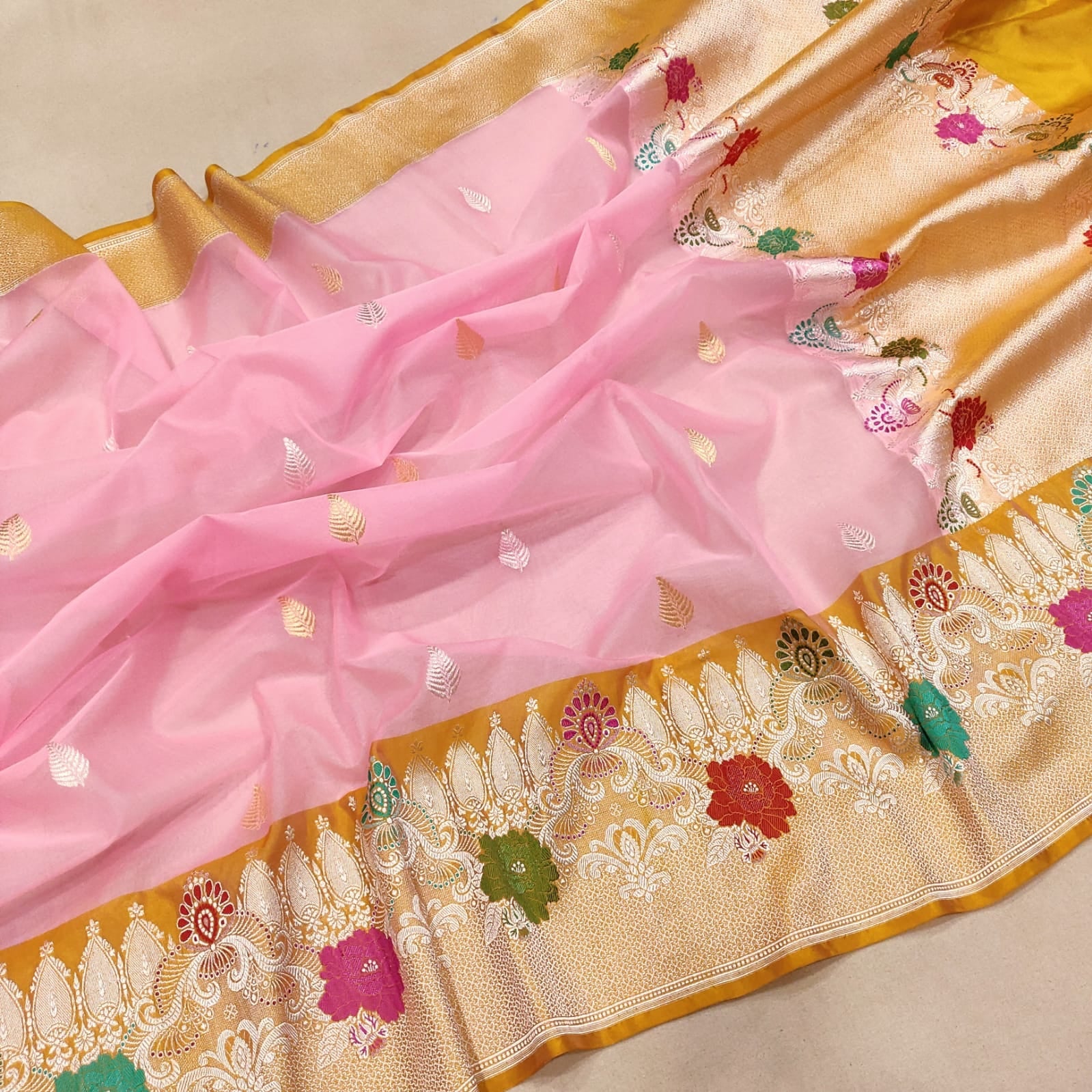 Pink kora kadwa handwoven sarees - Saffronfashionindia