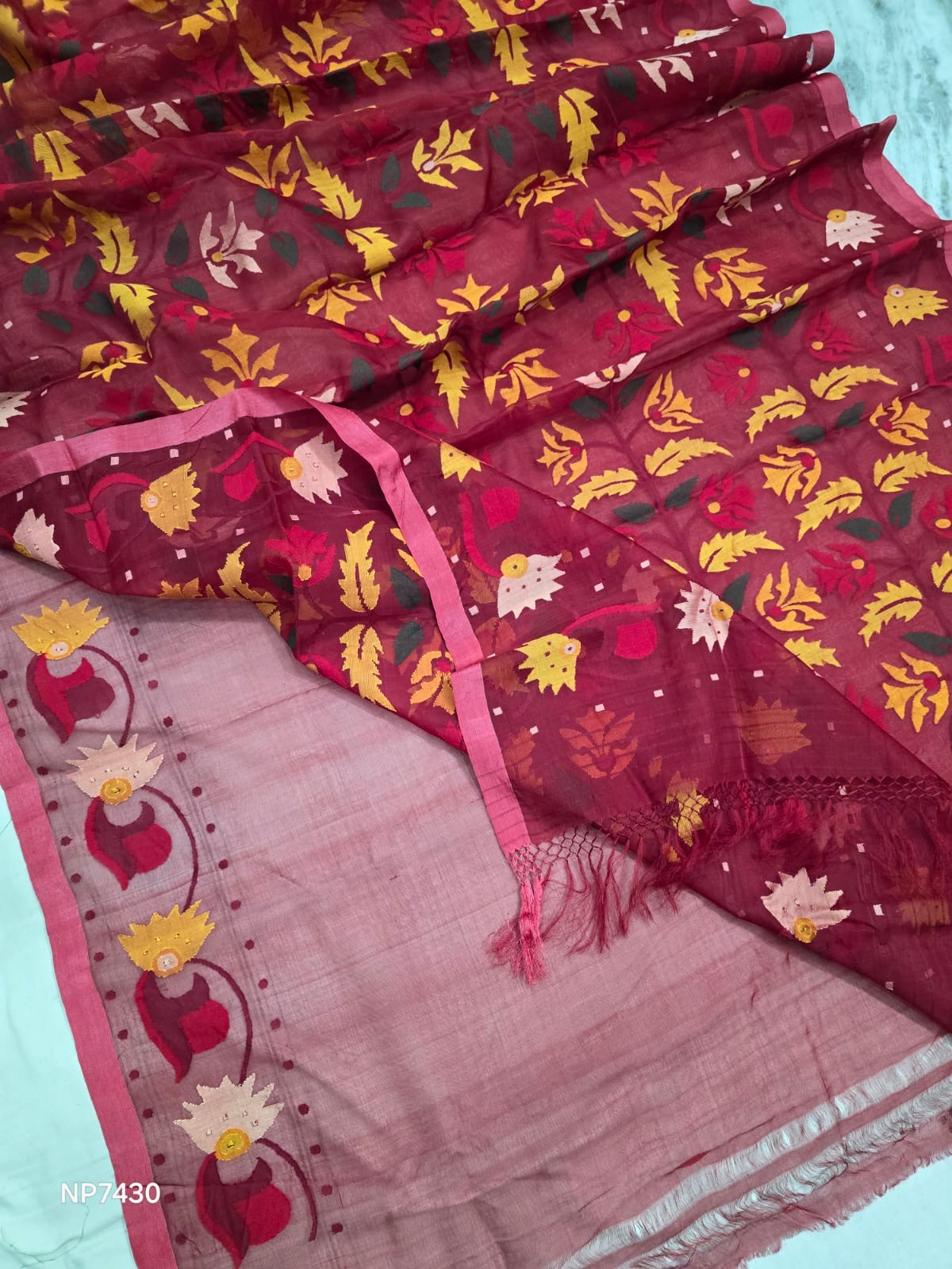 Red Tantuj saree muslin Jamdani saree blouse - Saffronfashionindia