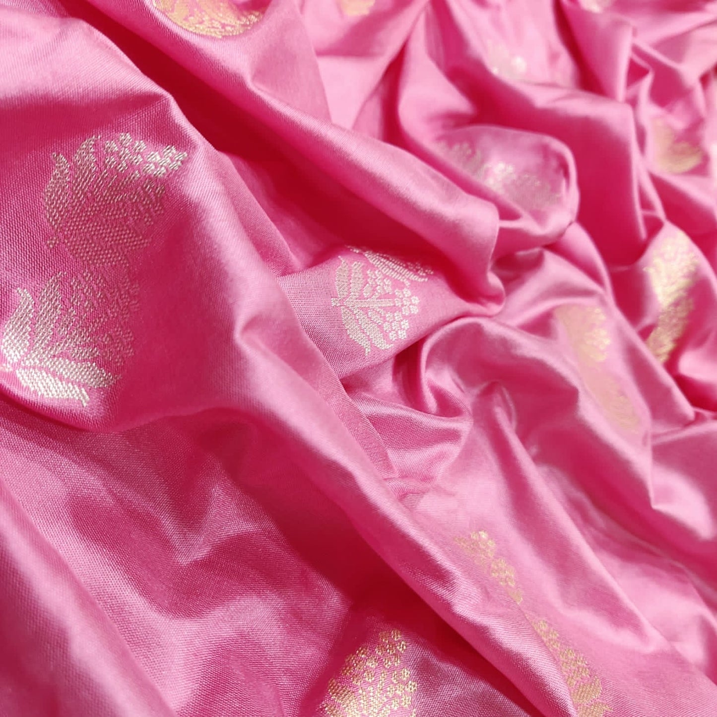 Arvika katan silk handwoven sarees - Saffronfashionindia