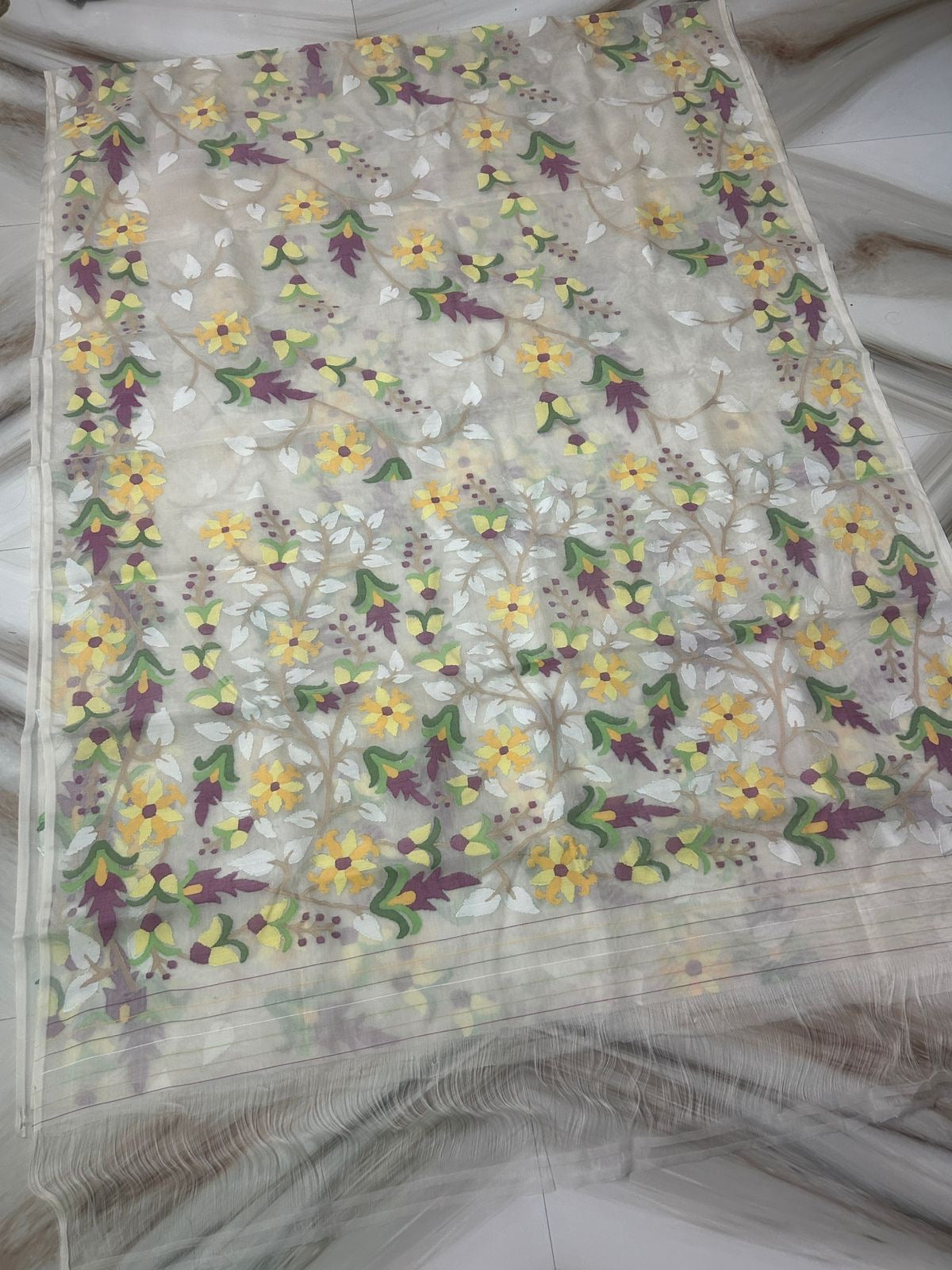 Weaving muslin Tantuj saree Indian traditional saree blouse - Saffronfashionindia