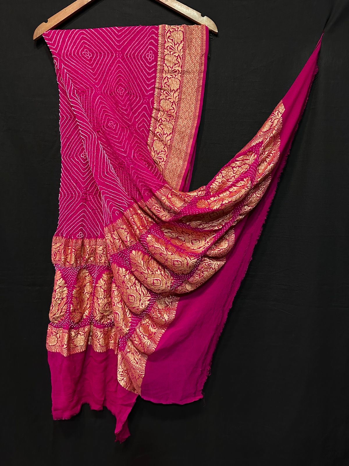 Rai bandhej bandhani dupatta/Exclusive dupatta - Saffronfashionindia