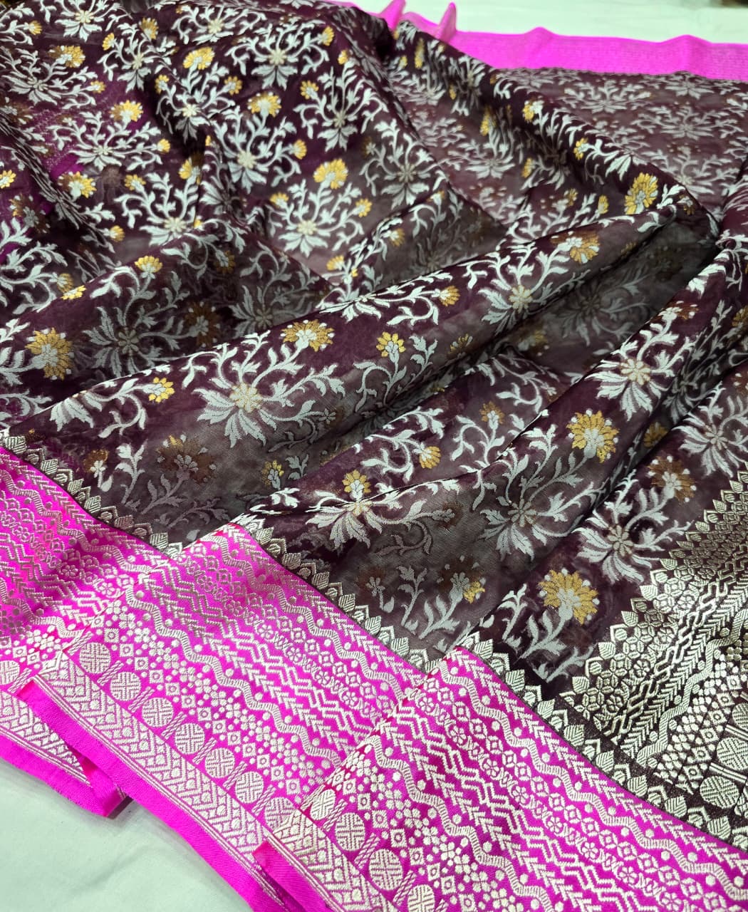 Kora iktara saree nakshi jamdani border saree wedding sari SaffronFashion