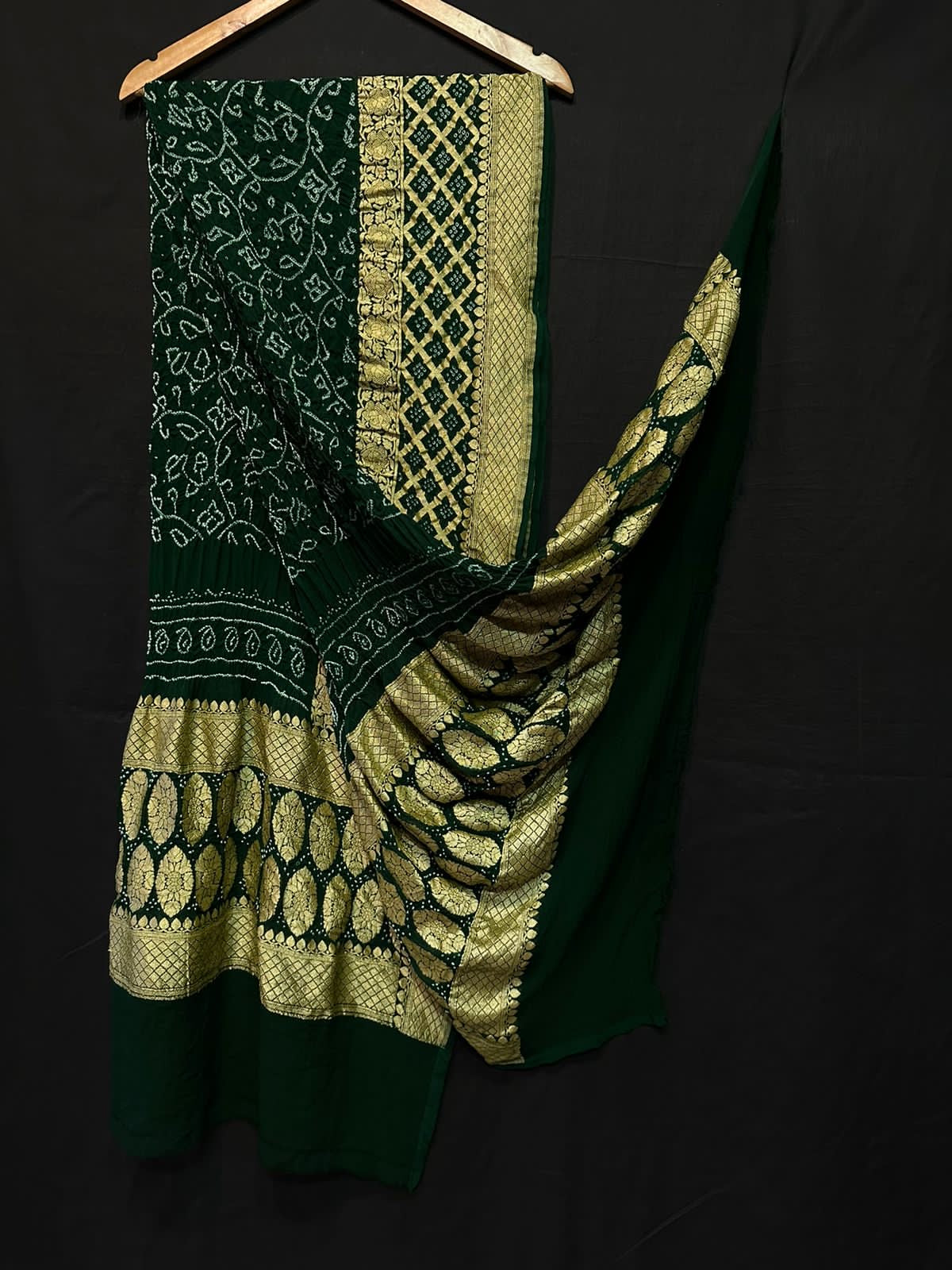 Rai bandhej bandhani dupatta/Exclusive dupatta - Saffronfashionindia