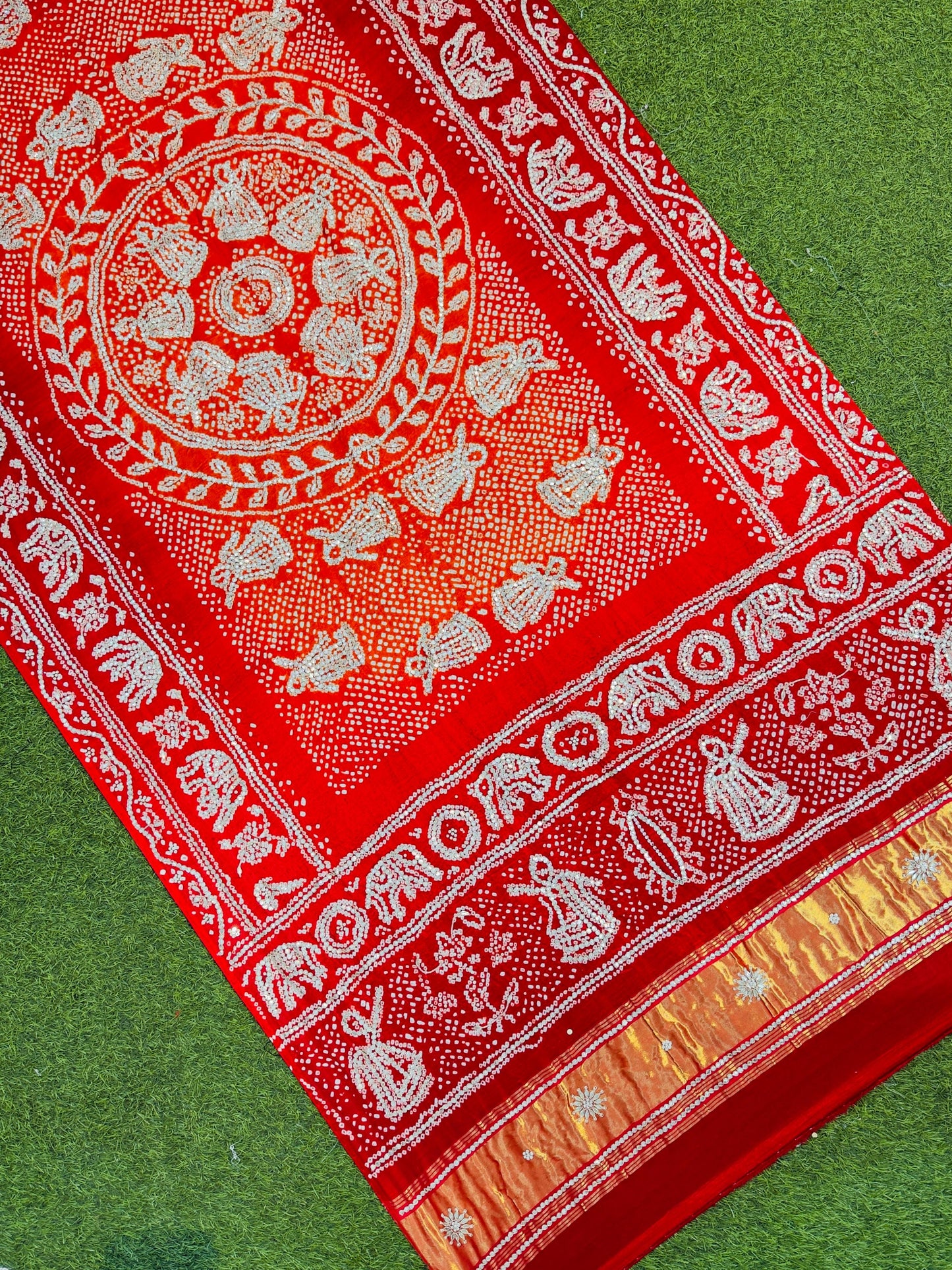Mavisha gajji silk dupatta bandhani dupatta handwork dupatta Saffronfashionindia