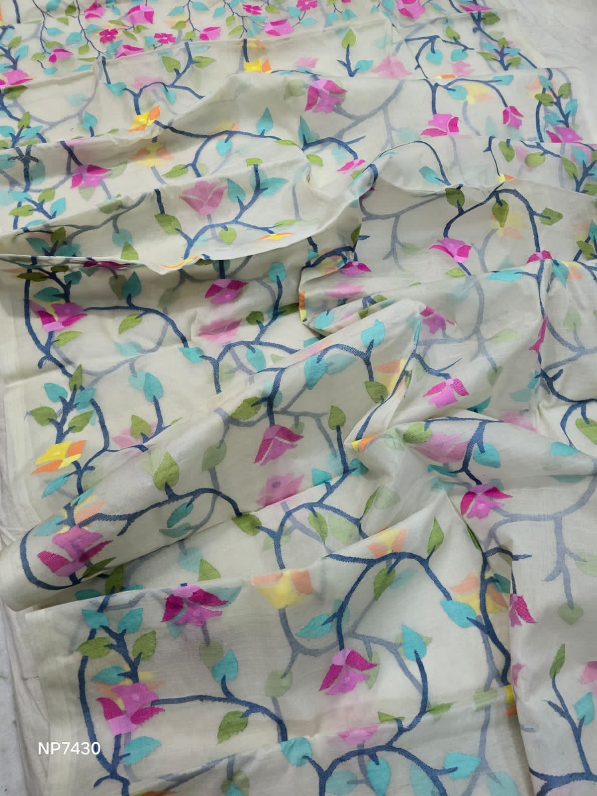 Zimanah Tantuj Jamdani Saree Handloom sari - Saffronfashionindia