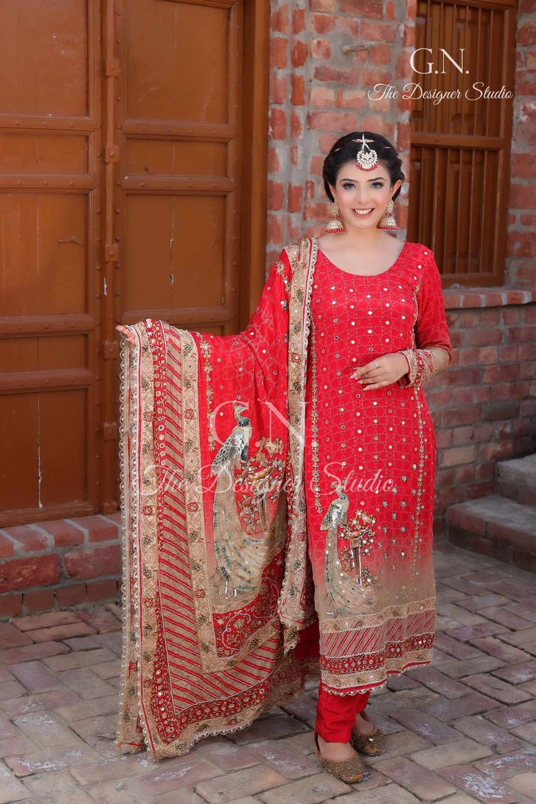 Naveli crepe chinon kurta dupatta set - Saffronfashionindia