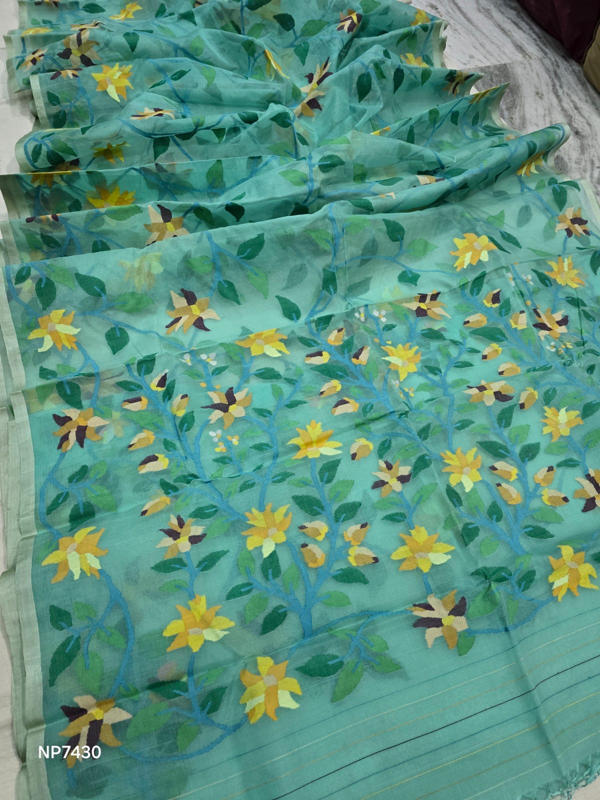 Nihami Tantuj Jamdani saree Muslin Bengal saree - Saffronfashionindia