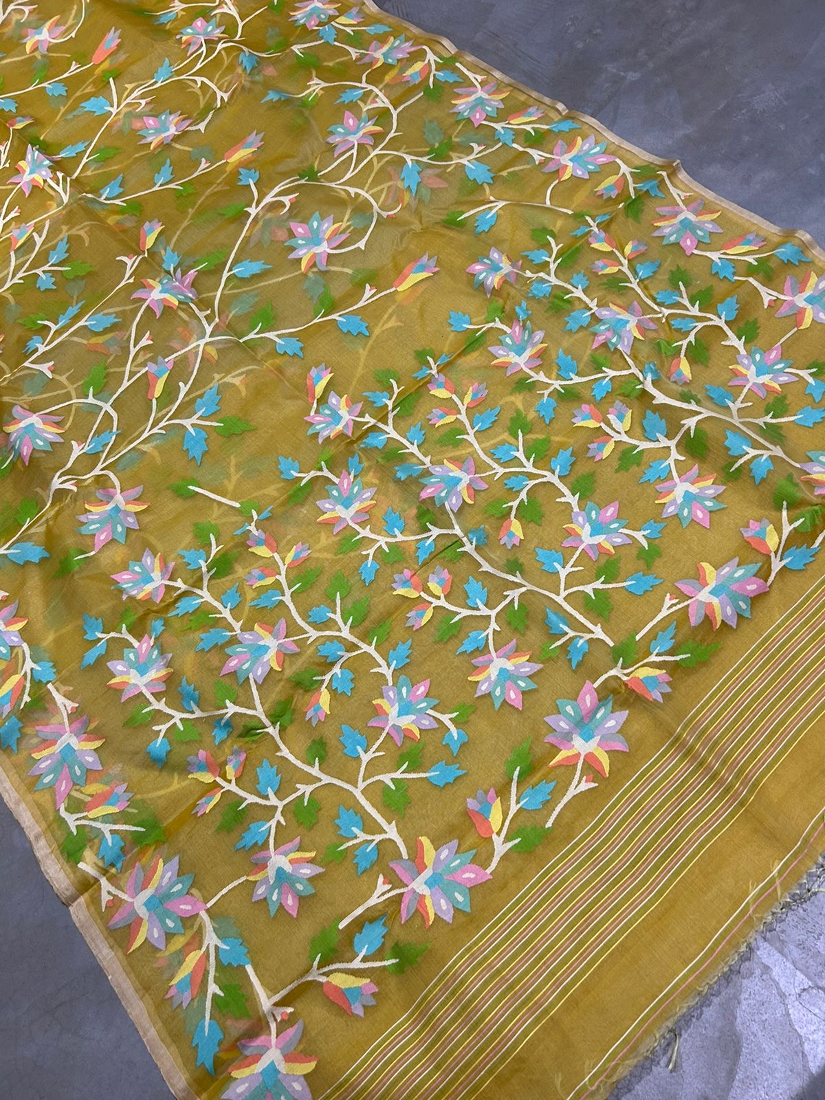 Yellow Muslin Jamdani Saree Tantuj Saree Women sari - Saffronfashionindia